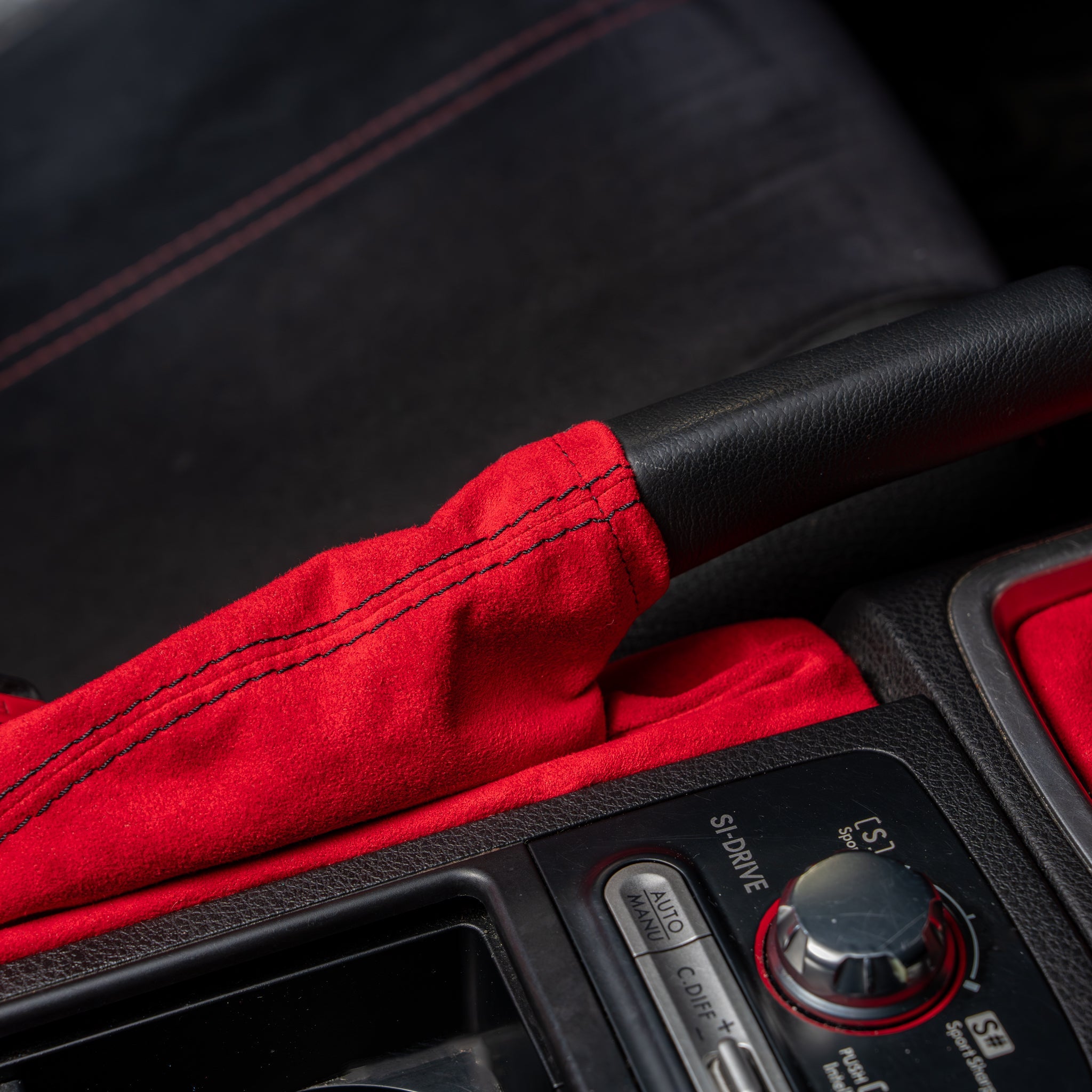 Fuelle de freno de mano Billetworkz Premium Alcantara (Subaru WRX/STI 2008-2021)