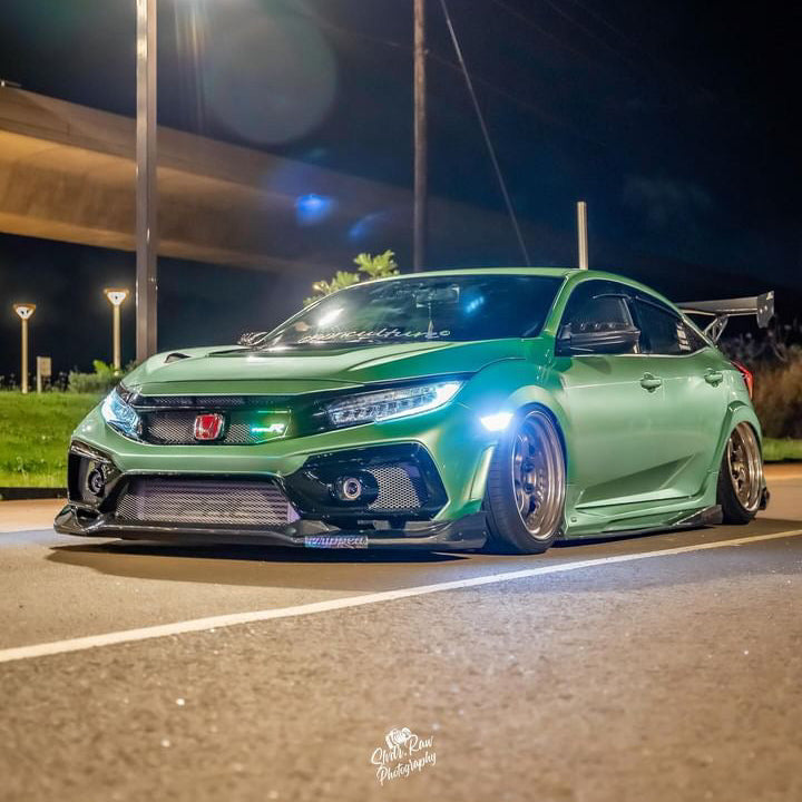 Lit Logos Type R Grill Badge - 5