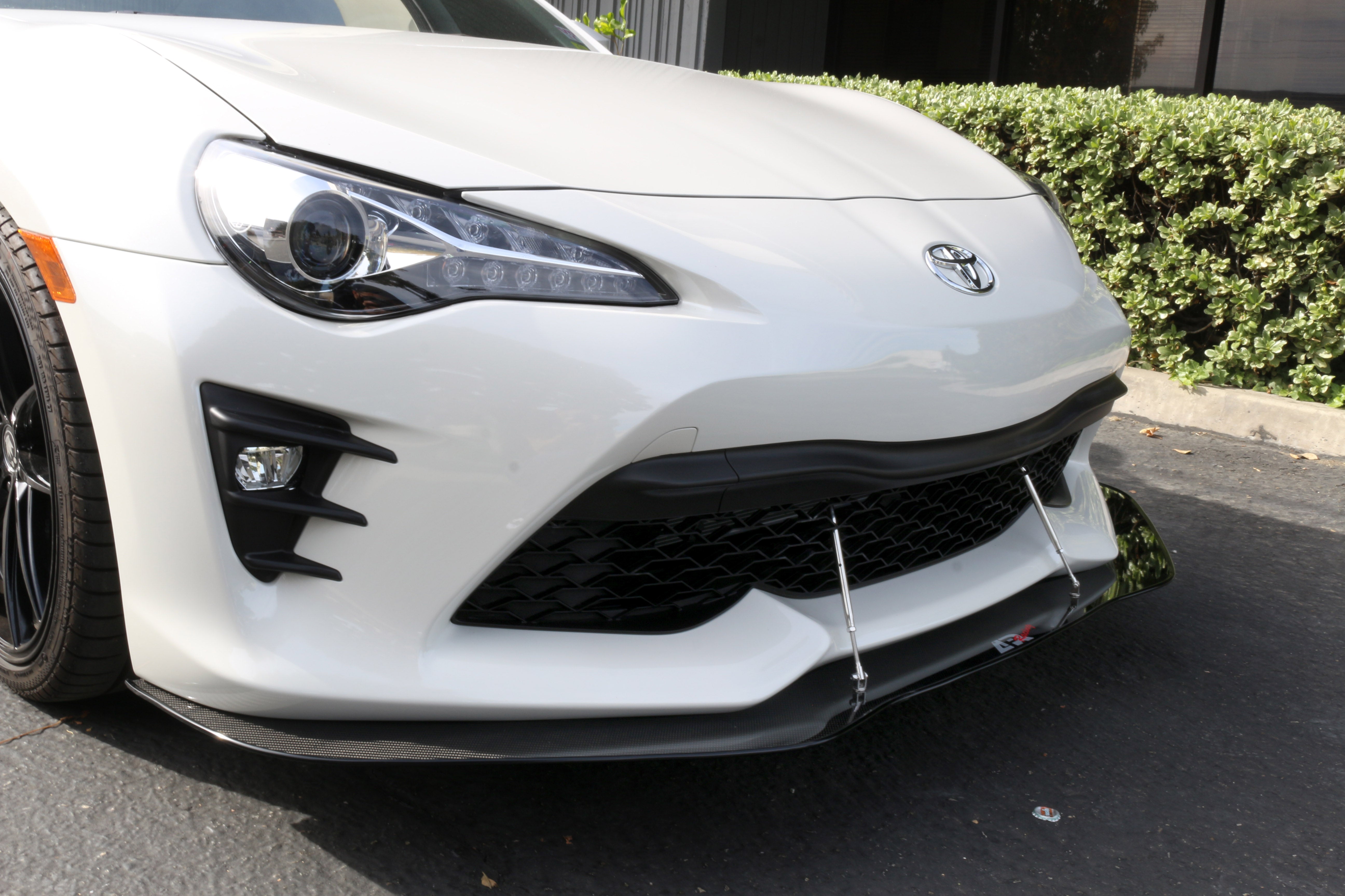APR Carbon Fiber Front Wind Splitter (2017-2021 Toyota GT-86)