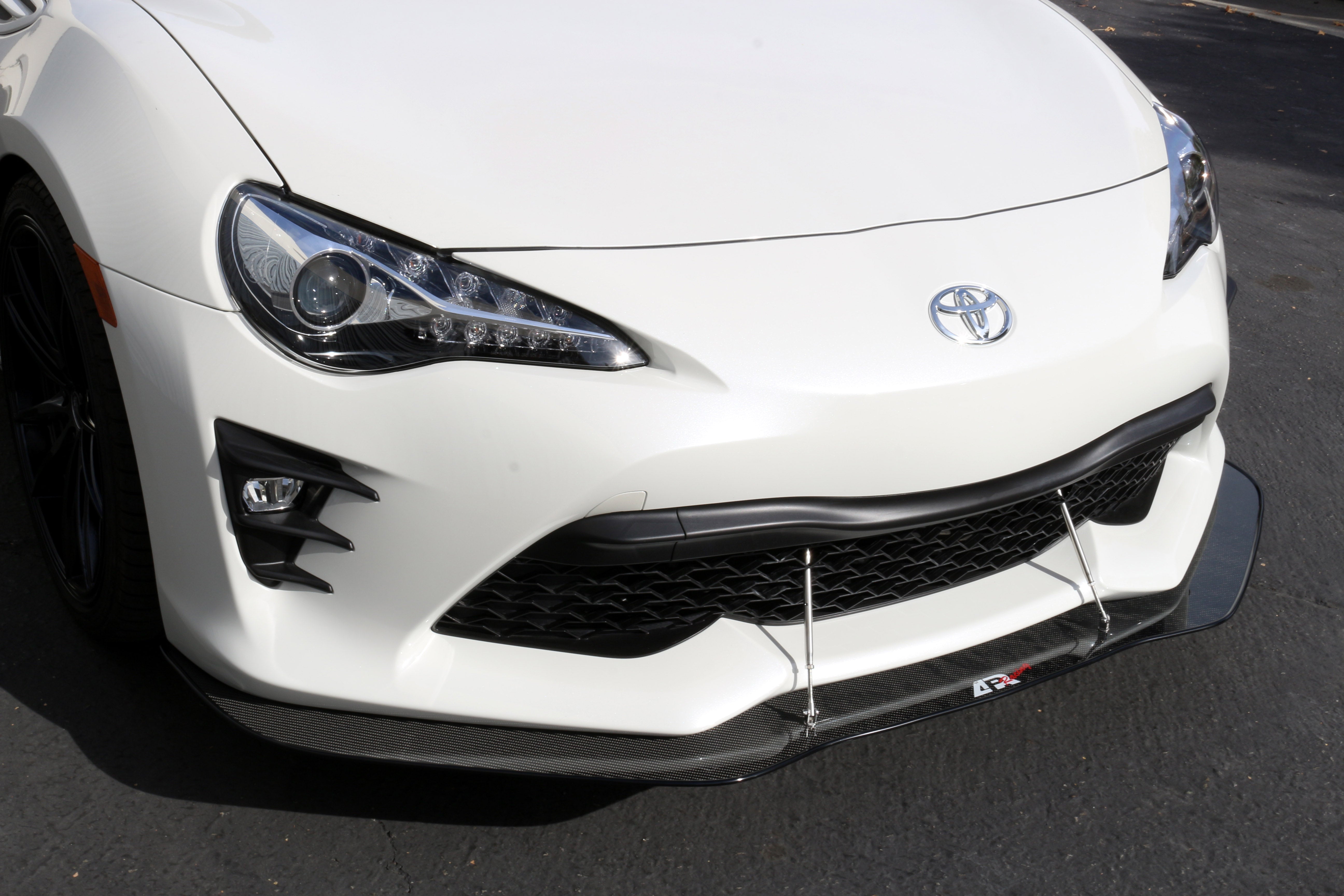 APR Carbon Fiber Front Wind Splitter (2017-2021 Toyota GT-86)