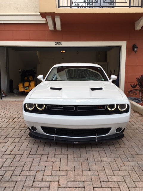 Divisor de viento delantero de fibra de carbono APR (Dodge Challenger RT/SXT 2015-2023)