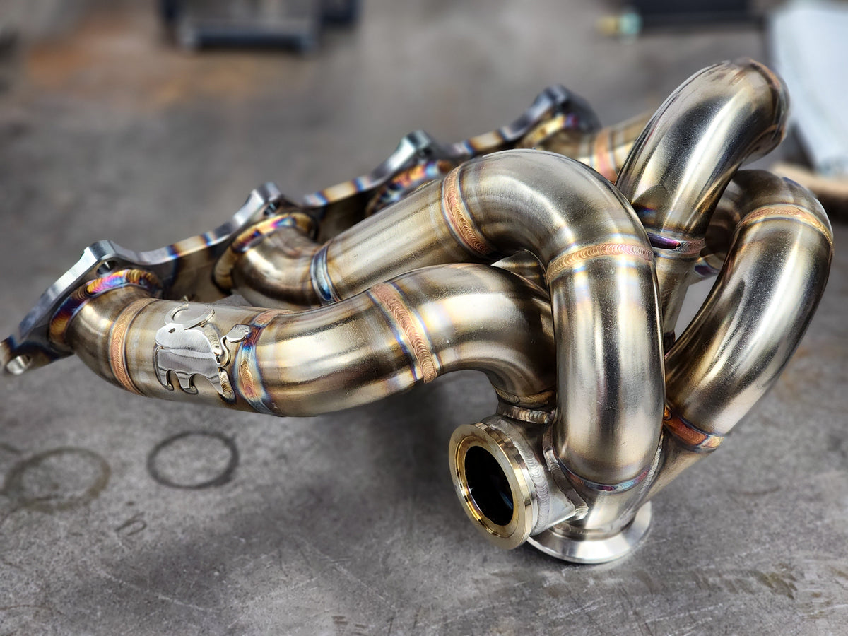 BS Fab V-Band Forward Facing | Mitsubishi Evo 8/9