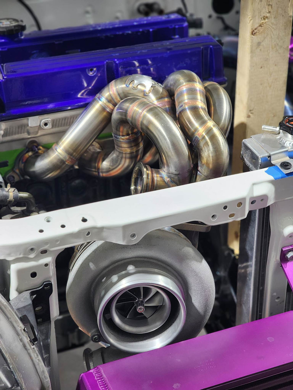 BS Fab T4 Twin Scroll Forward Facing Manifold | Mitsubishi Evo 8/9