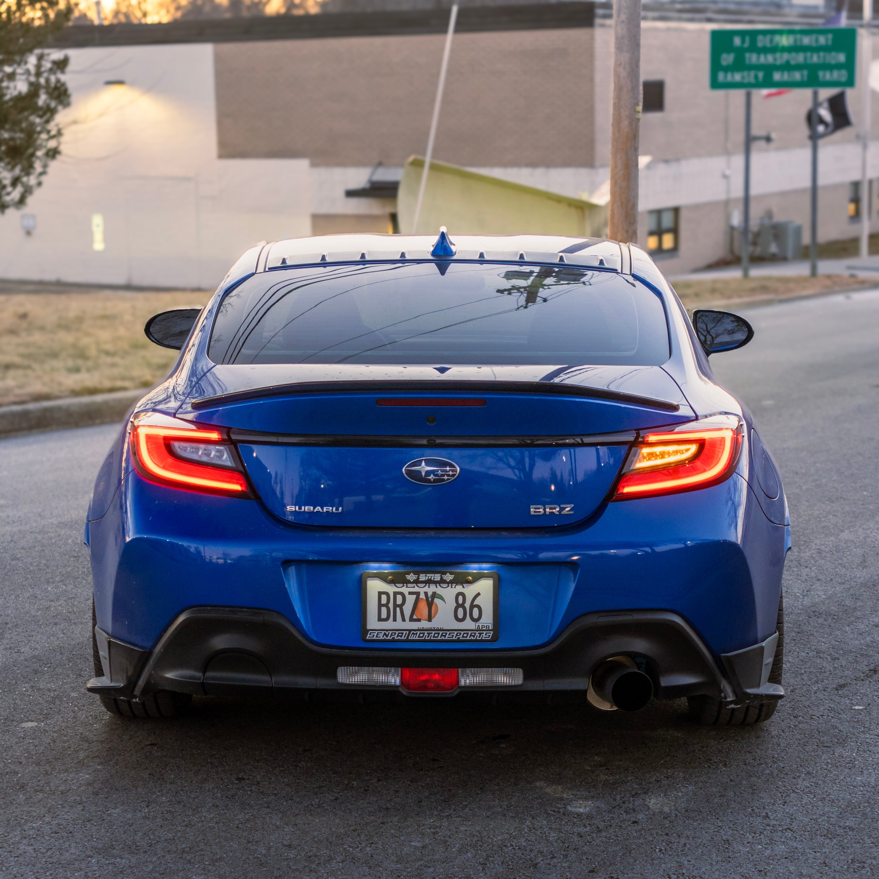 Cubierta de escape OEM+ Designs para GR86 / Subaru BRZ
