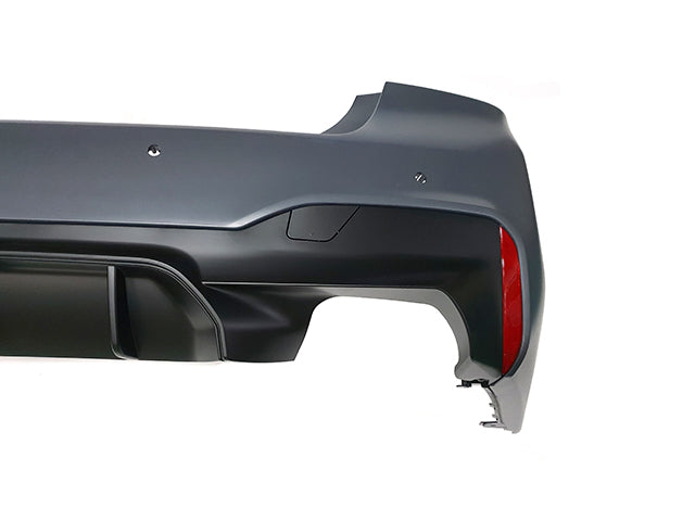 Parachoques trasero estilo M5 BMW G30 PRE-LCI 2017-2020 de Innovative Motorsports