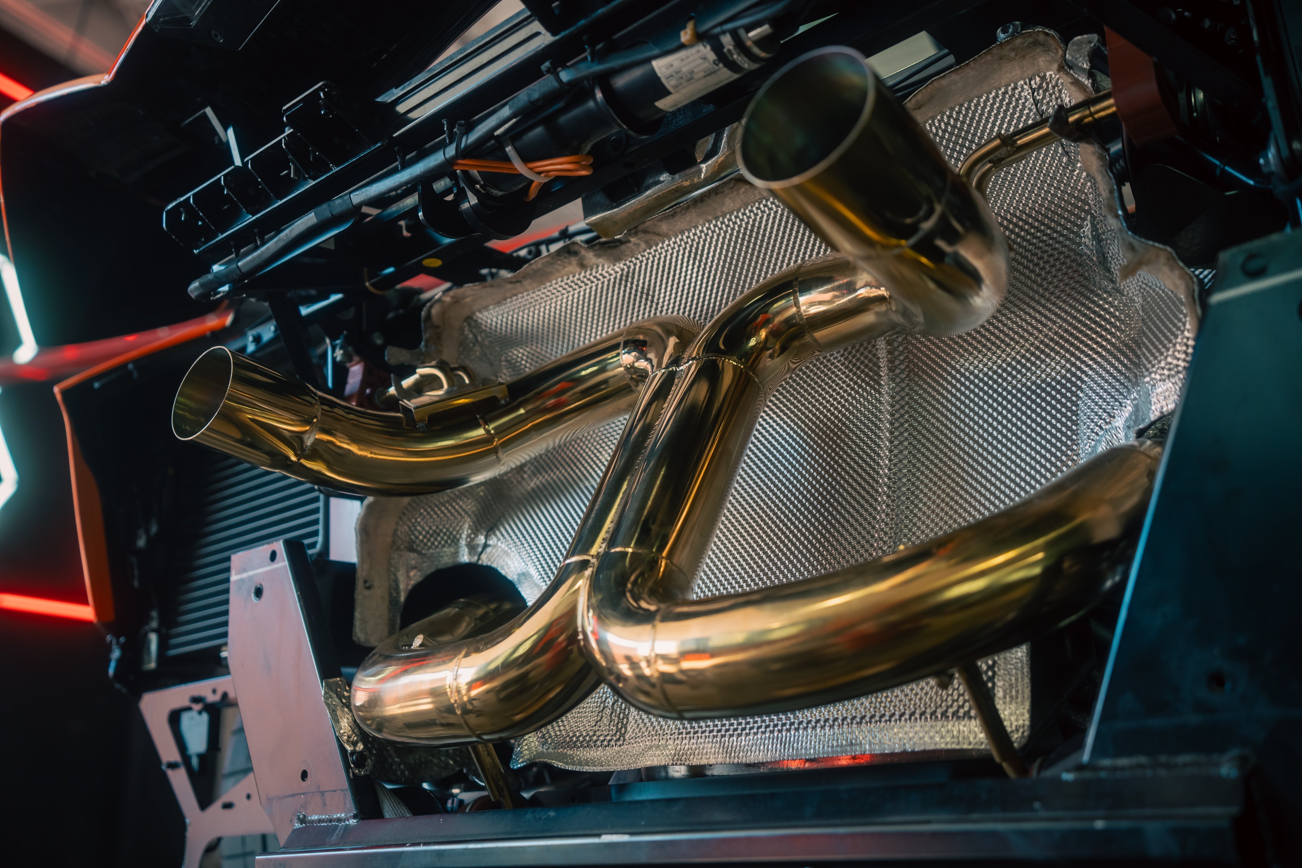 Valvetronic ランボルギーニ Aventador SVJ/Ultimae Valved スポーツ エキゾーストシステム