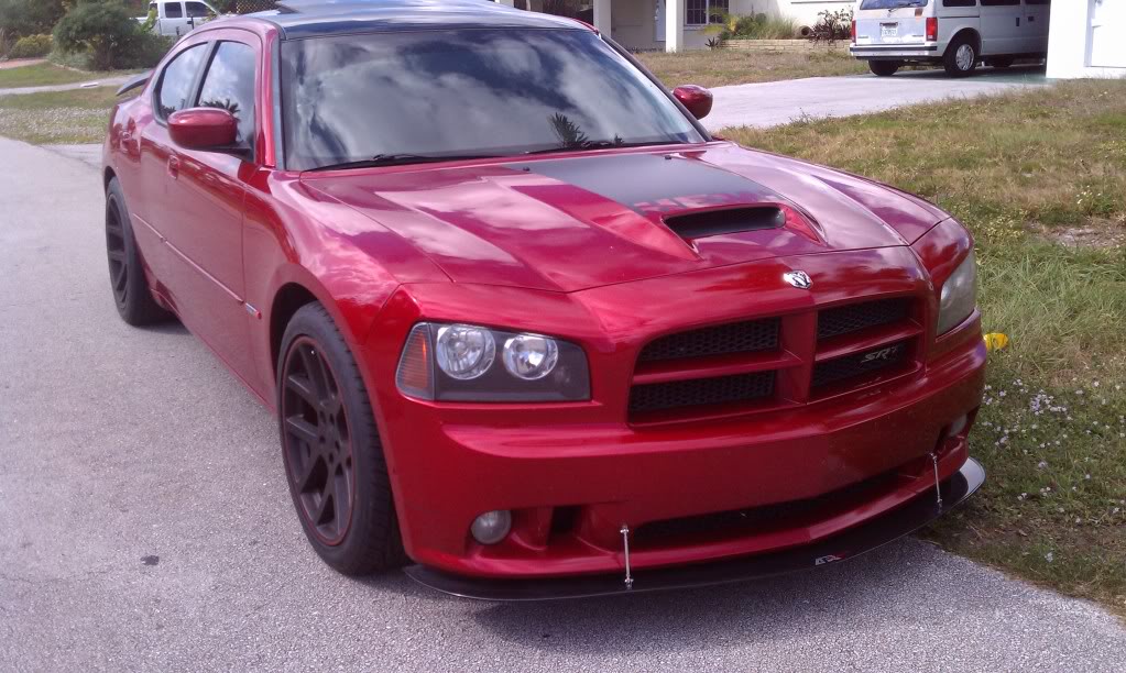 Divisor de viento delantero de fibra de carbono APR (Dodge Charger SRT-8 2006-2010)