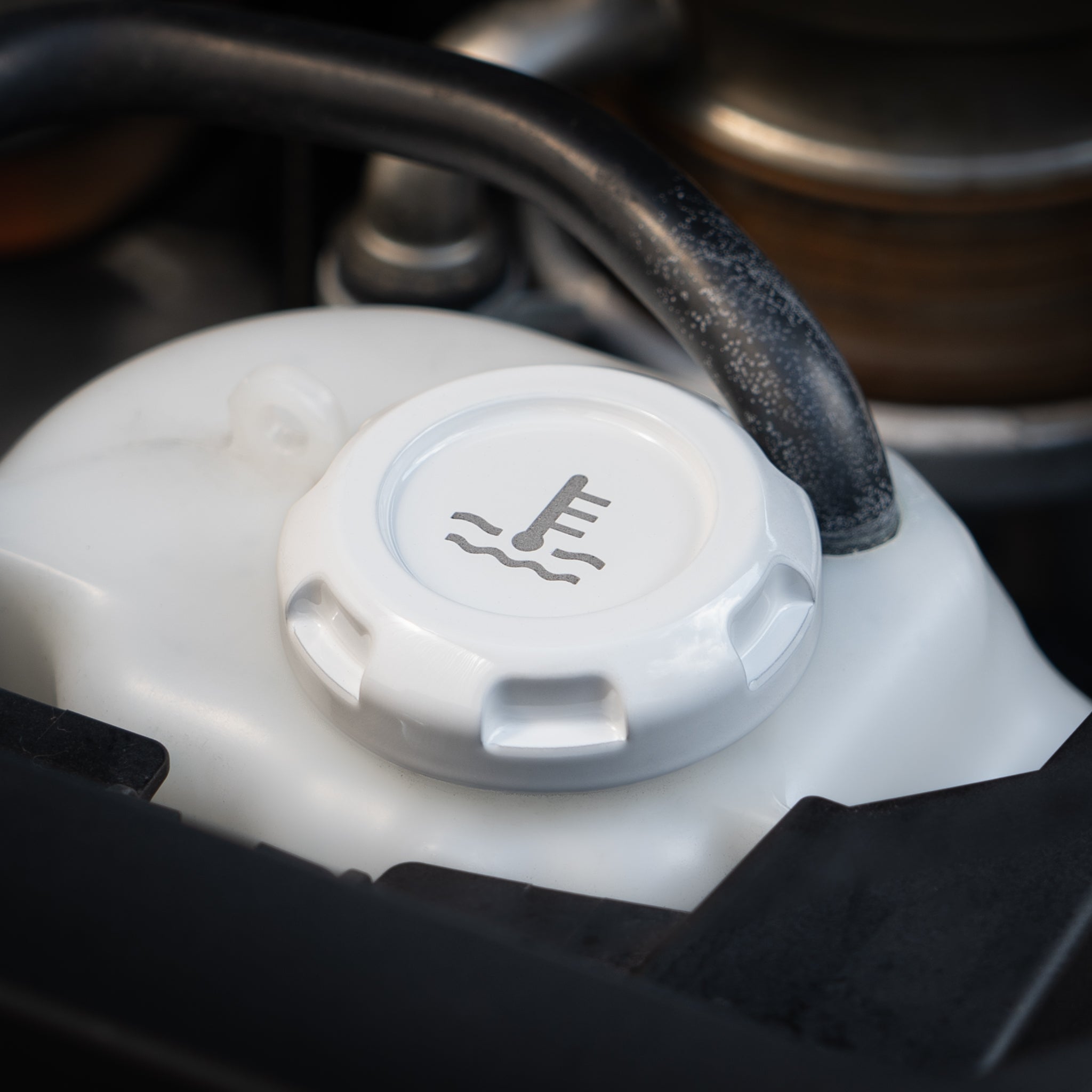 Tapas del compartimento del motor Billetworkz (Subaru Legacy GT 2005-2009)
