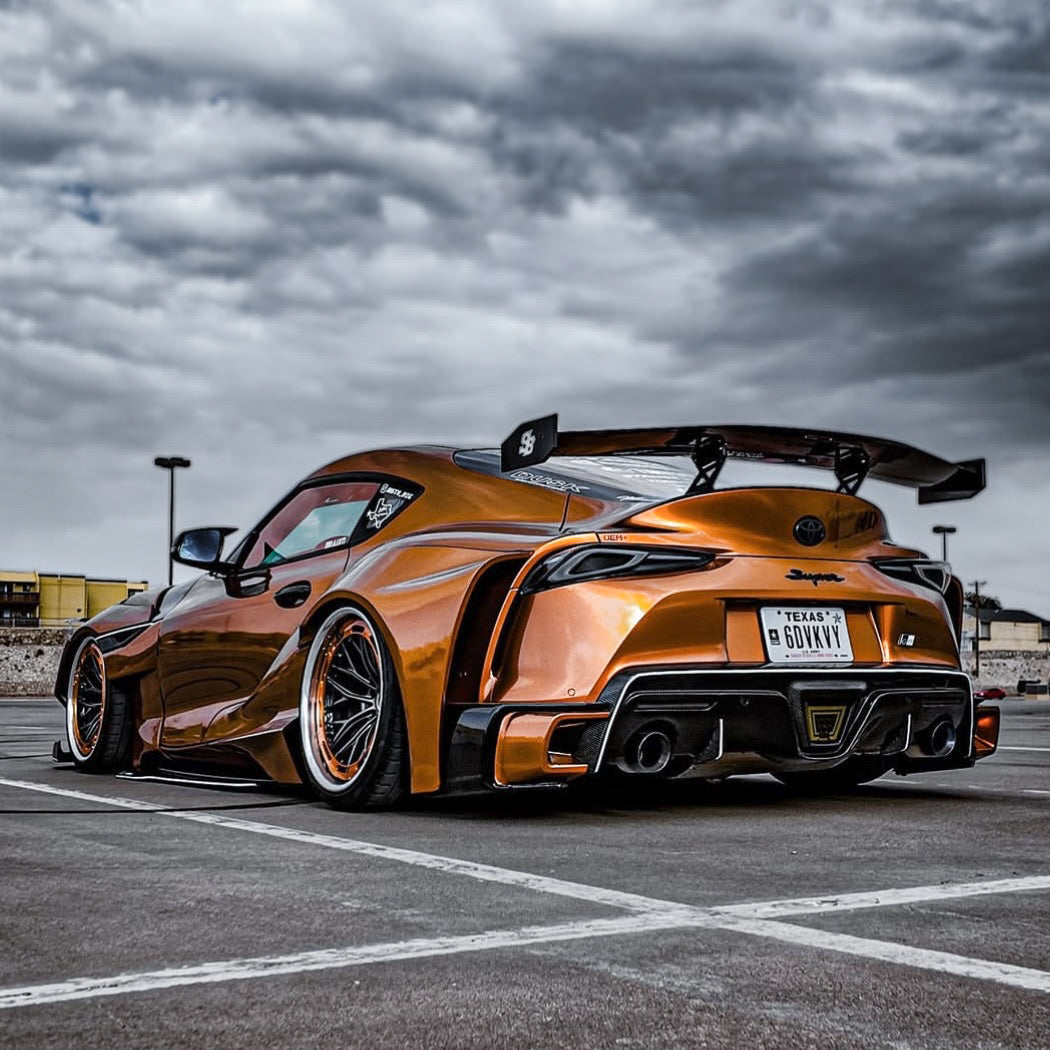 Lente de luz trasera transparente OEM+ Designs para GR Supra (A90/91)