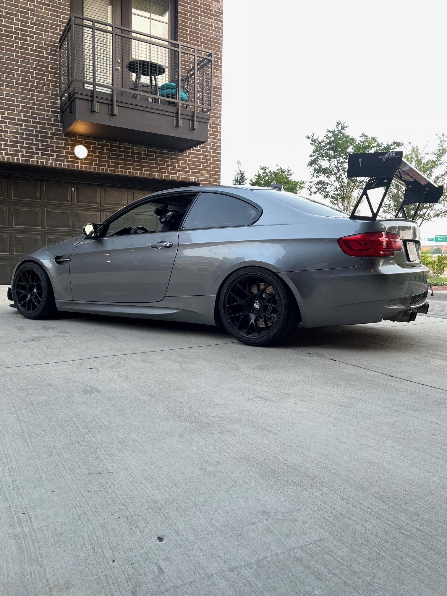 Alerón ajustable de fibra de carbono APR GT-250 (BMW E92 M3)