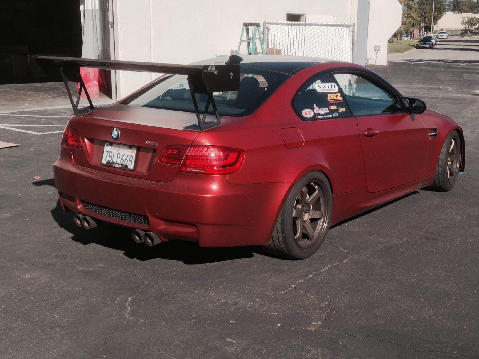 Alerón ajustable de fibra de carbono APR GT-250 (BMW E92 M3)