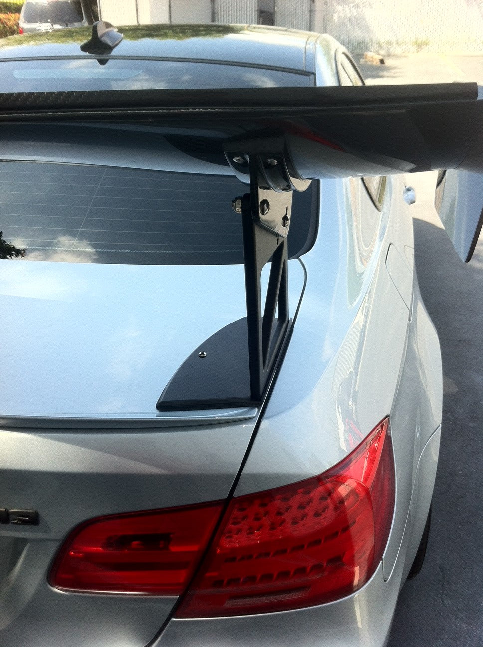 Alerón trasero ajustable de fibra de carbono APR GTC-300 (BMW Serie 3 E92 / M3)