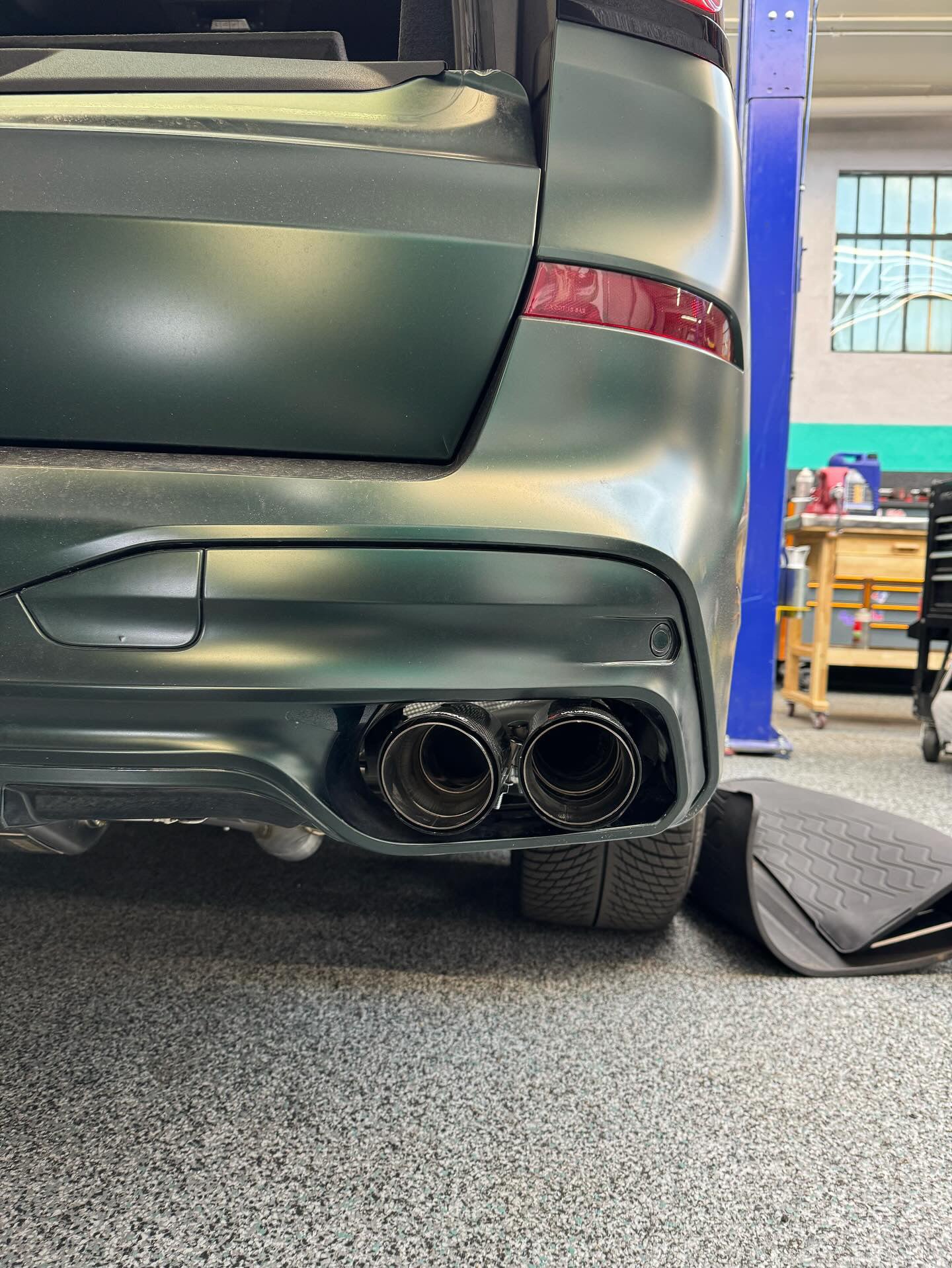 Valvetronic BMW Alpina XB7 / X7 M50i / X7 M60i Valved Sport Exhaust System