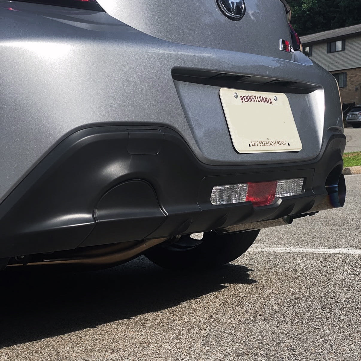 Cubierta de escape OEM+ Designs para GR86 / Subaru BRZ