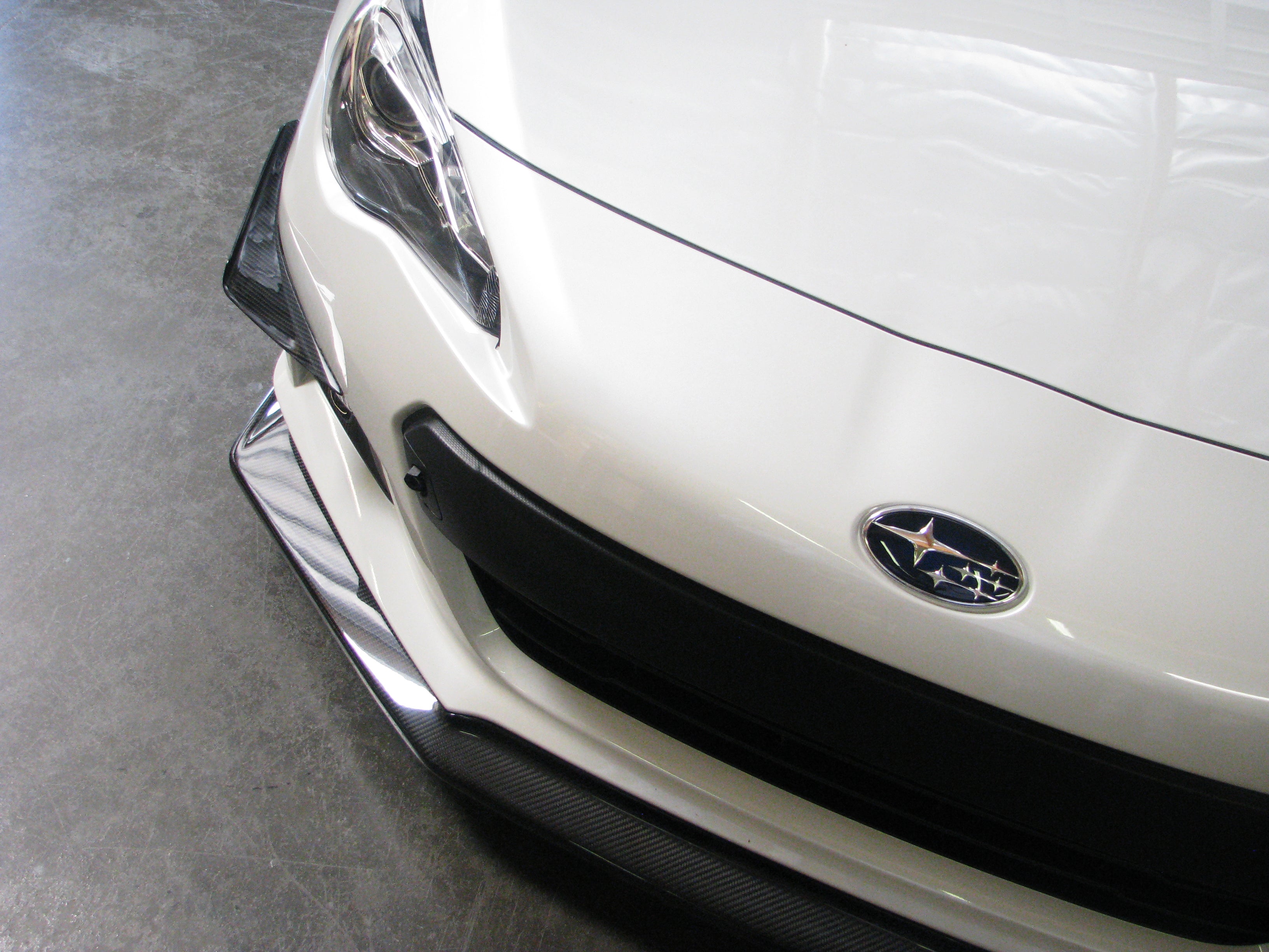 Deflector de aire delantero de fibra de carbono APR (Subaru BRZ 2013-2016)