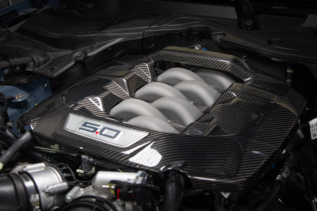 Cubierta de motor de fibra de carbono APR (Ford Mustang S650 2024+)