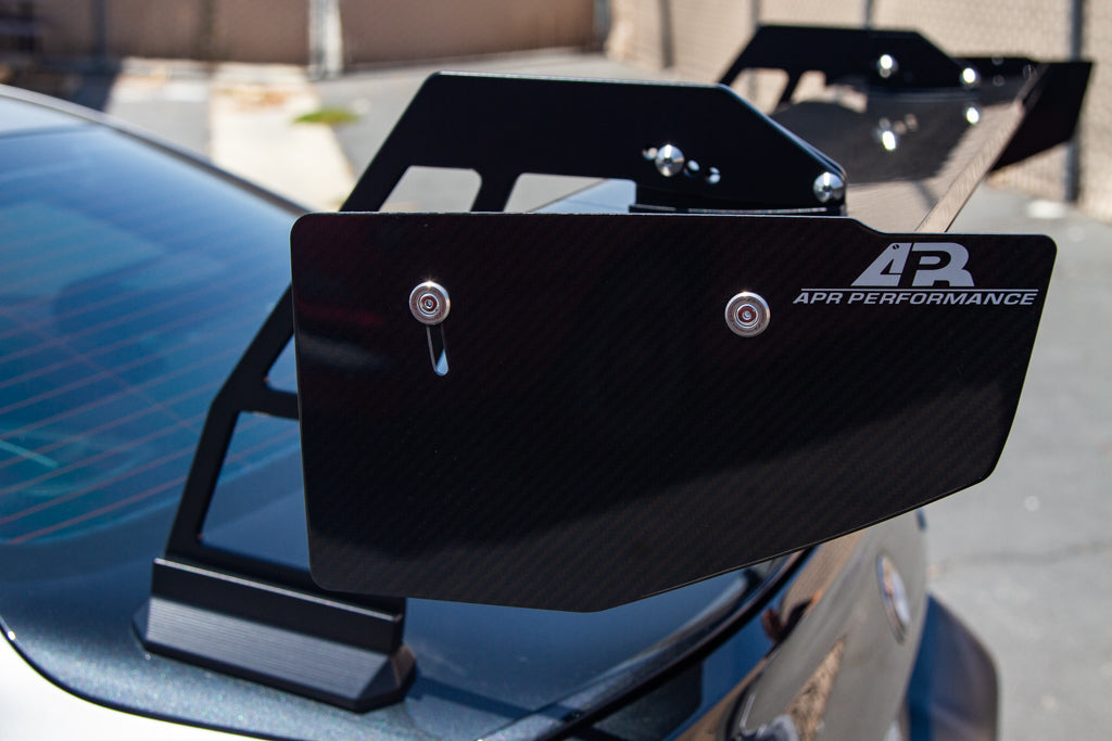 Alerón de cuello de cisne de fibra de carbono APR GT-250 (BMW G42 M240i / G87 M2)