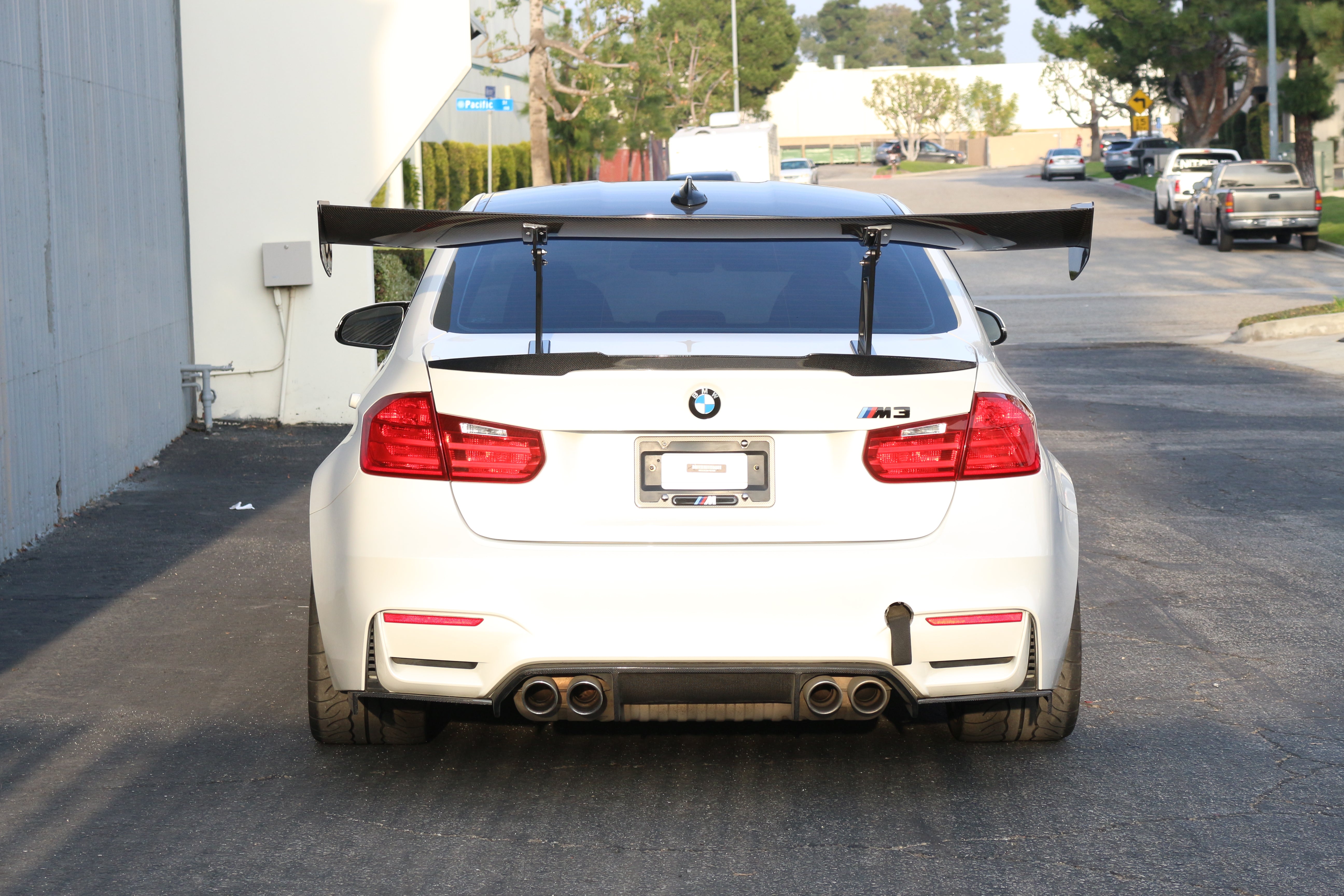 Alerón ajustable de fibra de carbono APR GTC-300 (BMW F80 M3)