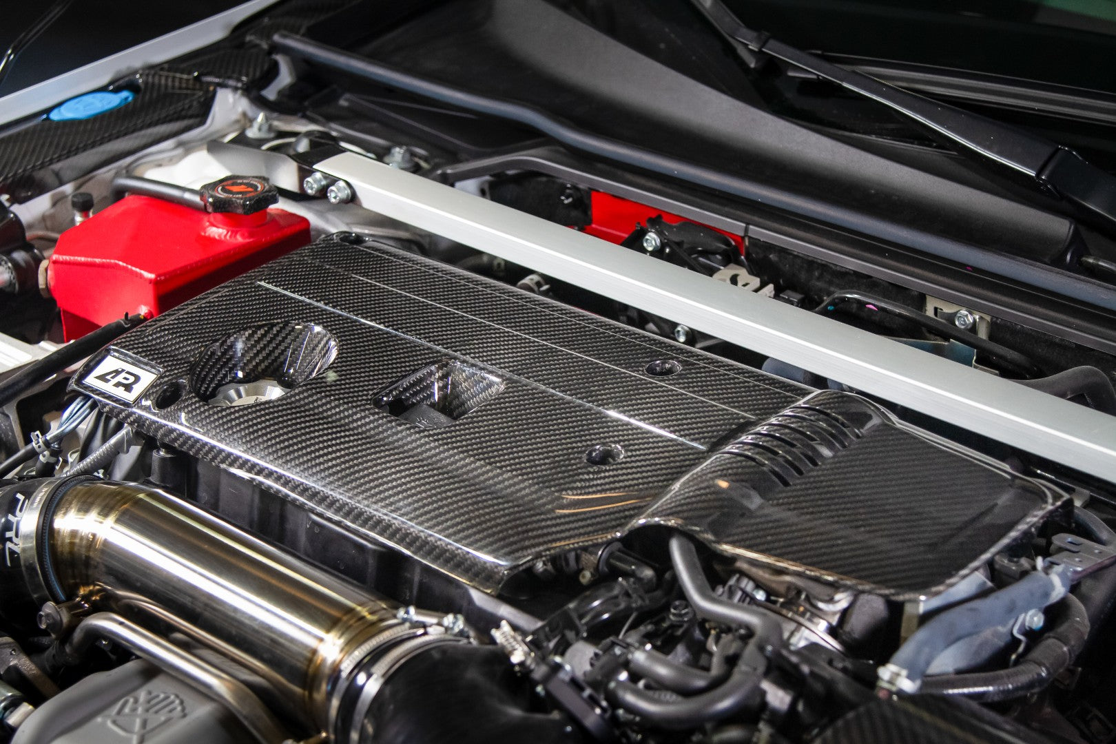 APR Carbon Fiber Engine Cover (2023+ Honda FL5 Civic Type R/Acura DE5 Integra Type S)