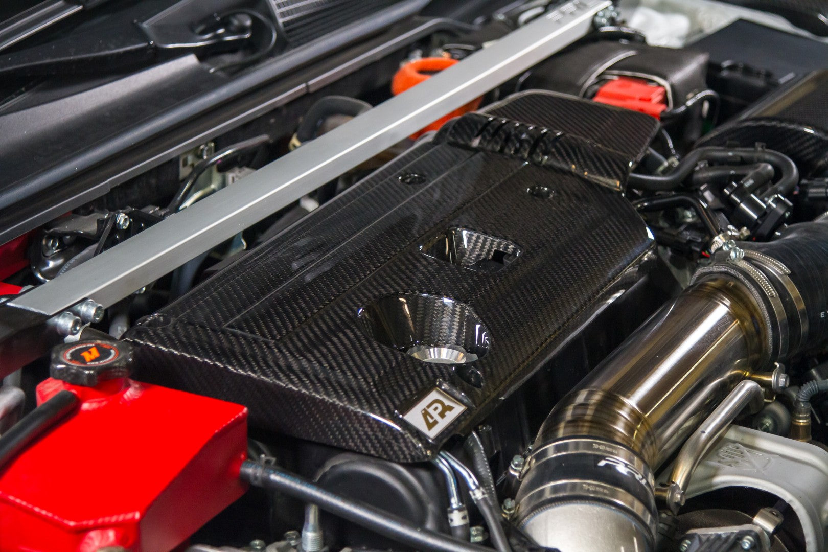 APR Carbon Fiber Engine Cover (2023+ Honda FL5 Civic Type R/Acura DE5 Integra Type S)