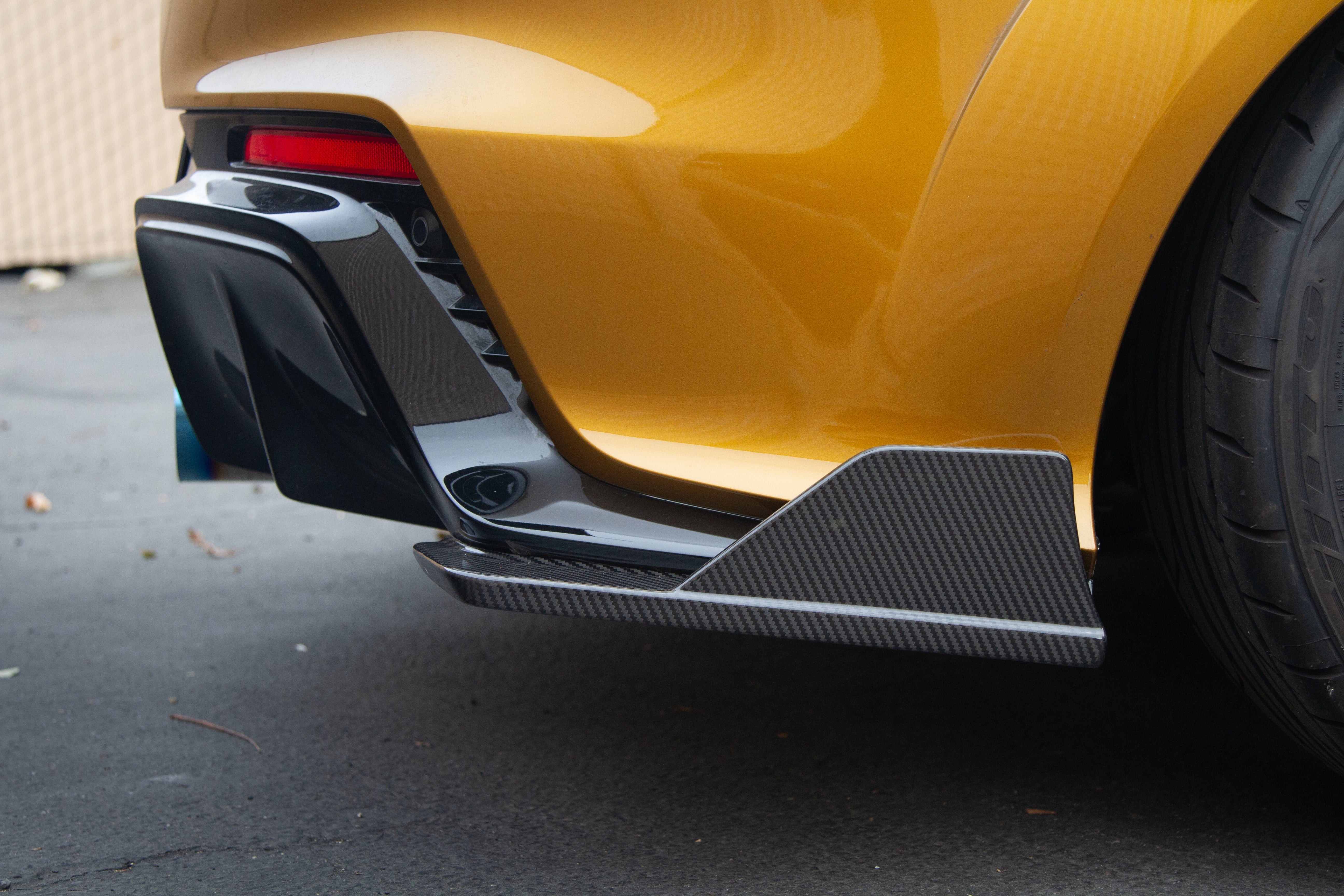 APR Carbon Fiber Rear Bumper Skirts (2024+ Acura DE5 Integra Type S)