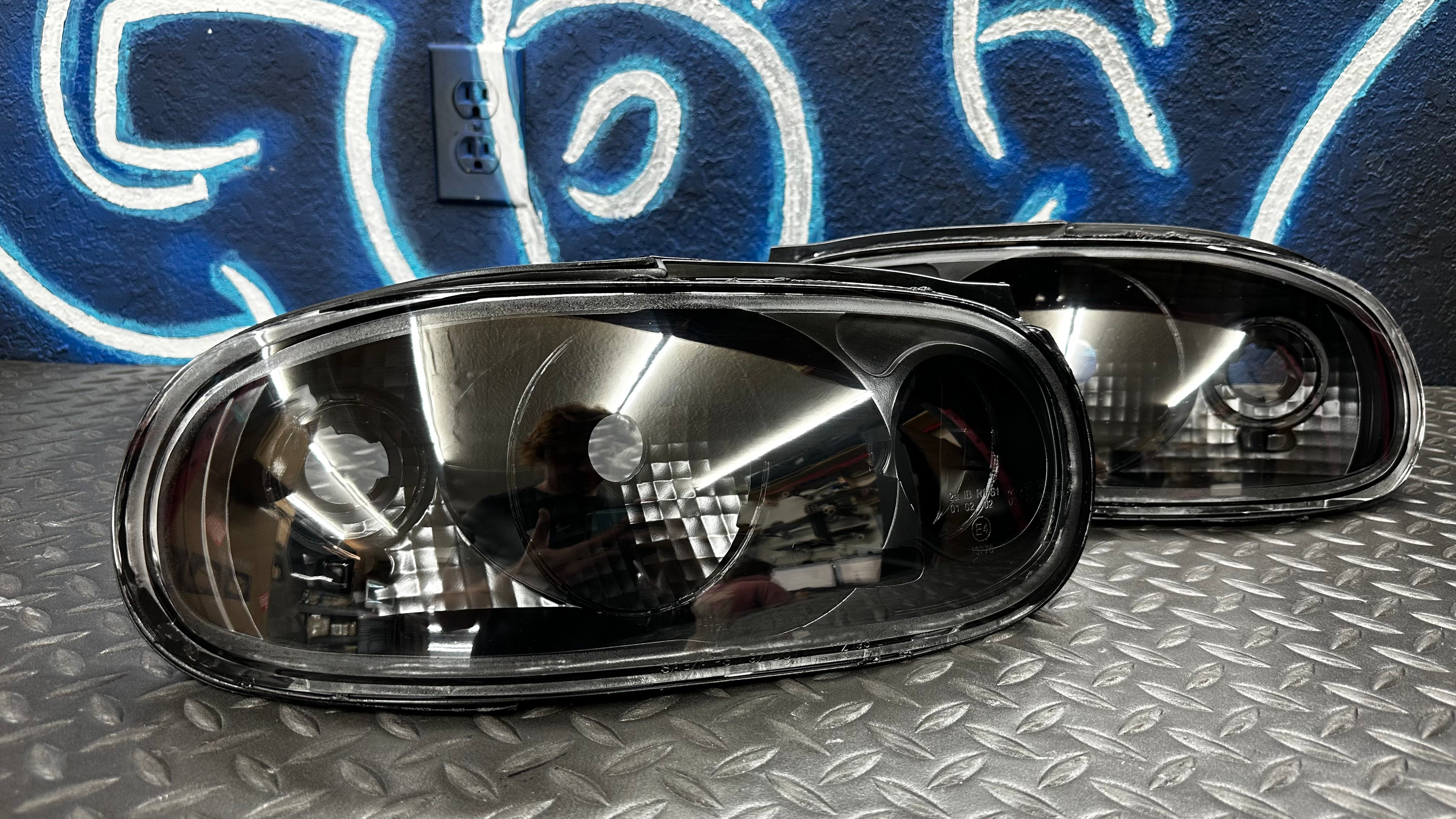 NTXGlow Black Housing Tail Lights (1990–1997 Mazda Miata)