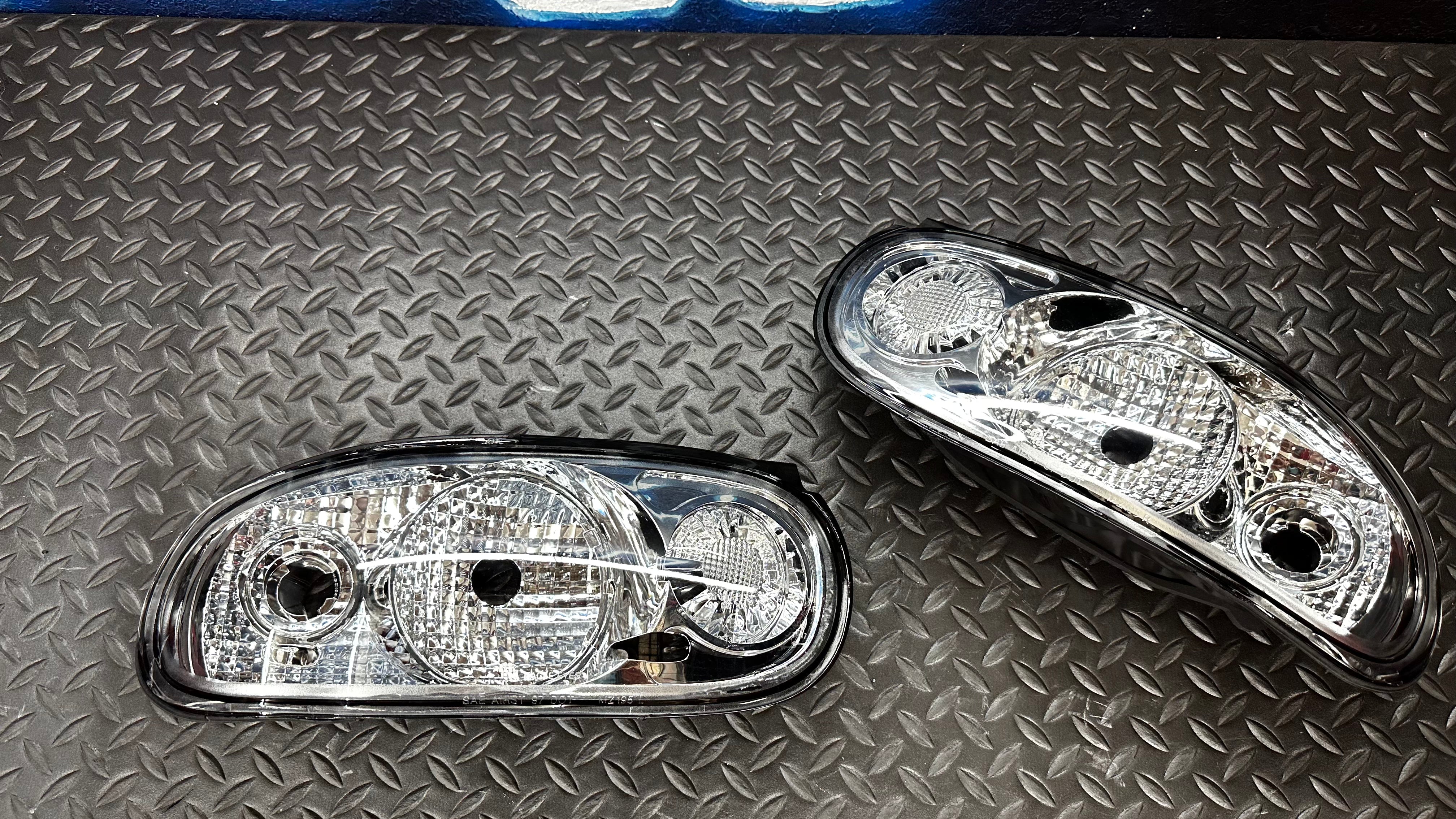 NTXGlow Custom Clear Tail Lights (1990–1997 NA Mazda Miata)