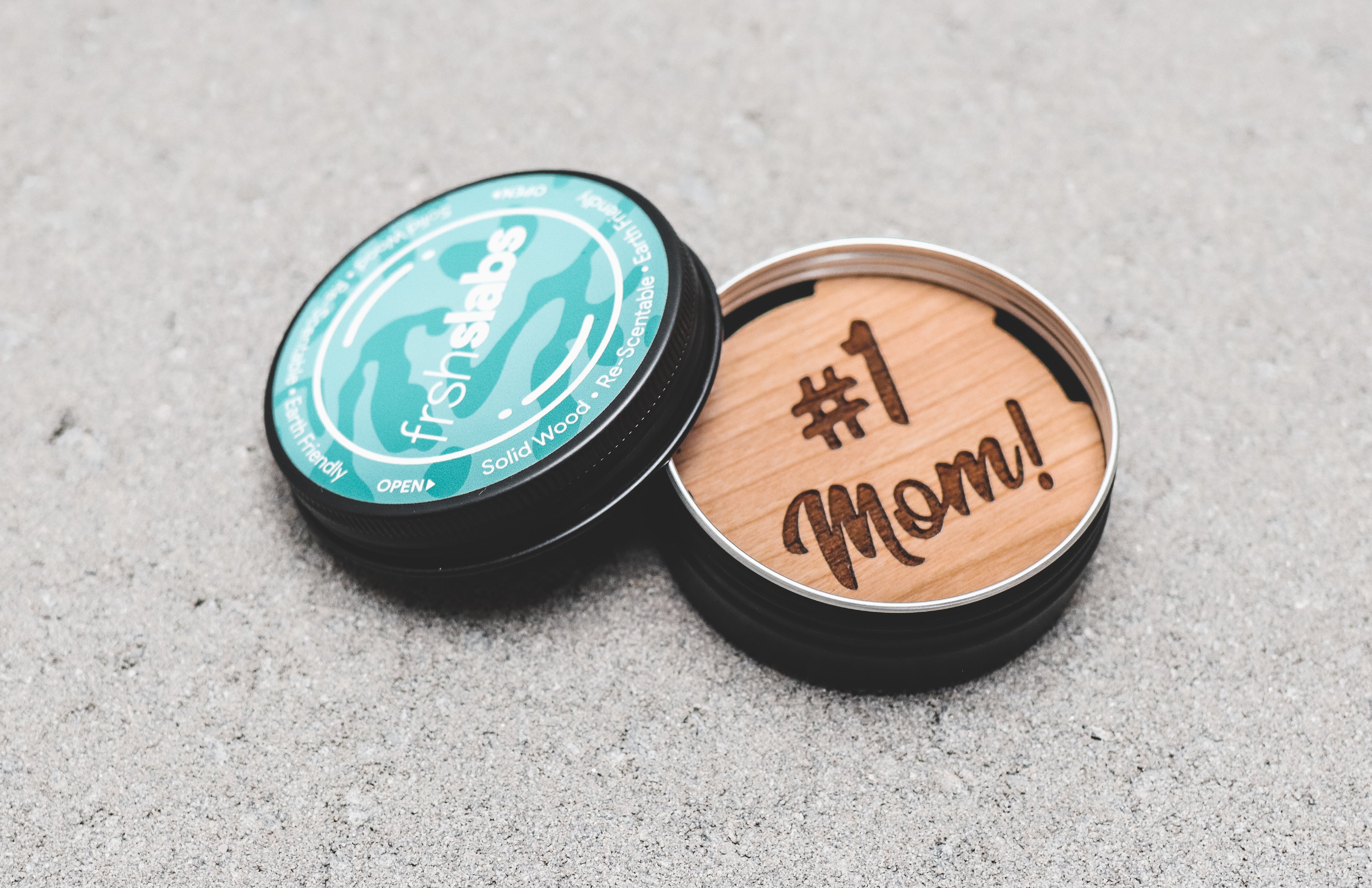 #1 Mom Frshslabs Puck