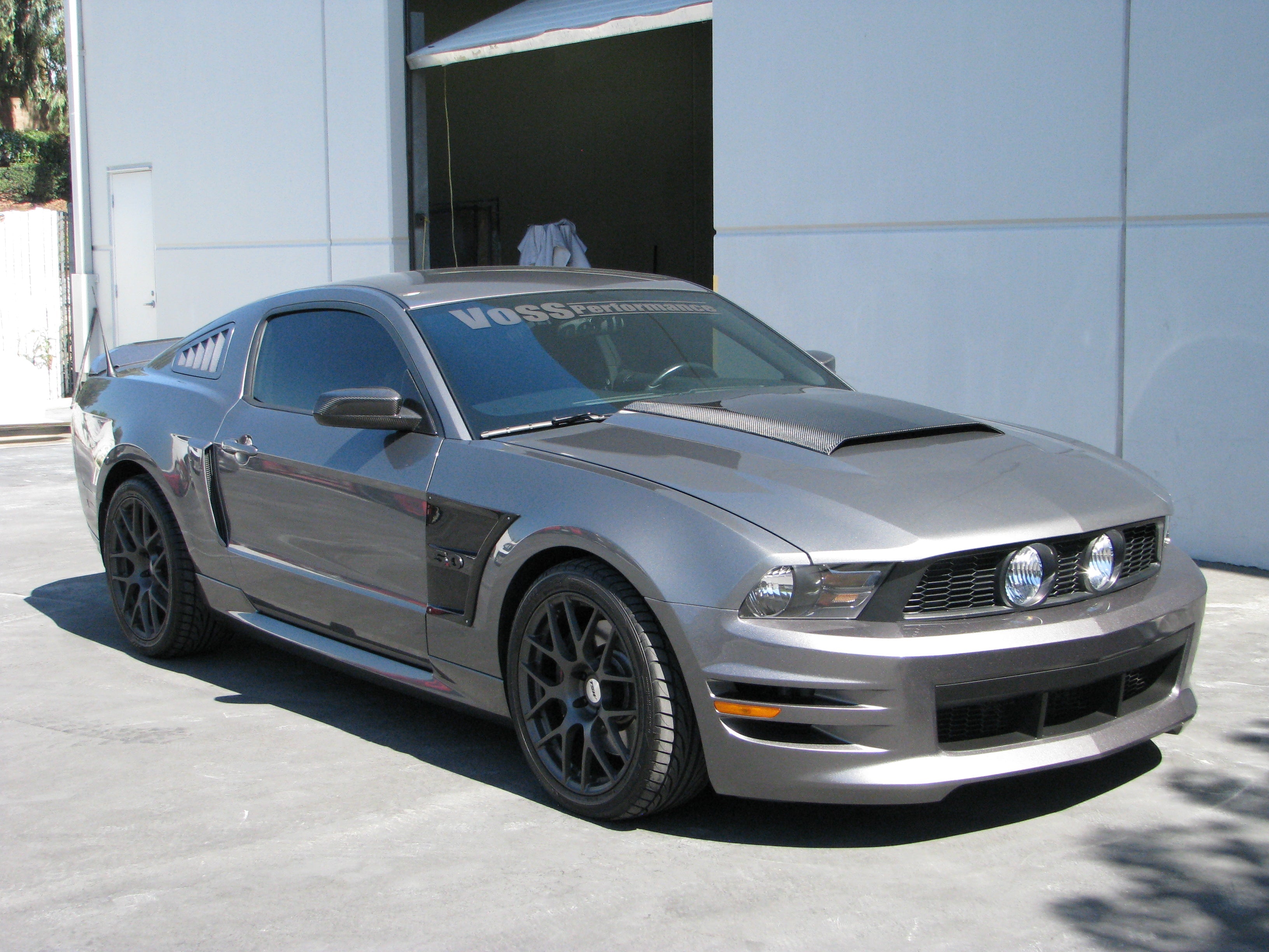 Espejos de repuesto de fibra de carbono APR (Ford Mustang 2010-2014)