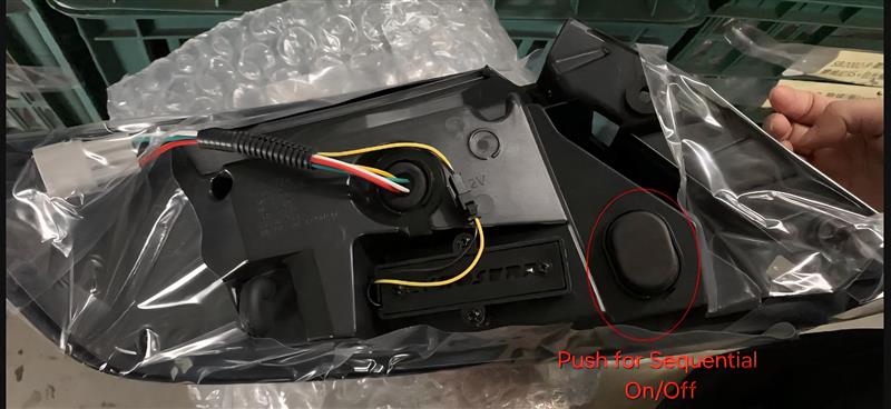 Luces traseras LED OLM Spec-AR (lente ahumada/base negra/barra blanca) - WRX 2022+