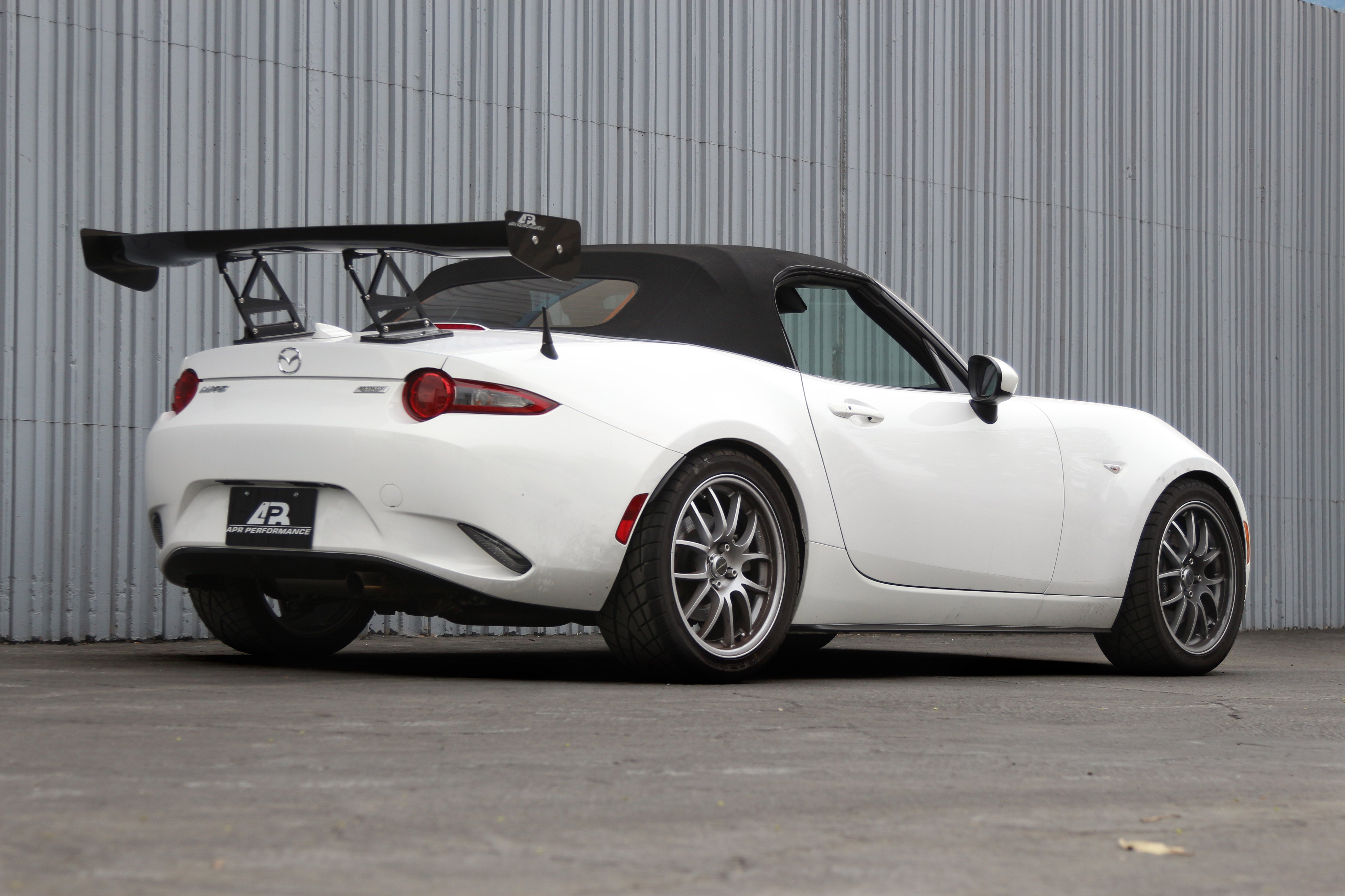 Alerón ajustable de fibra de carbono APR GTC-200 (Mazda Miata ND)