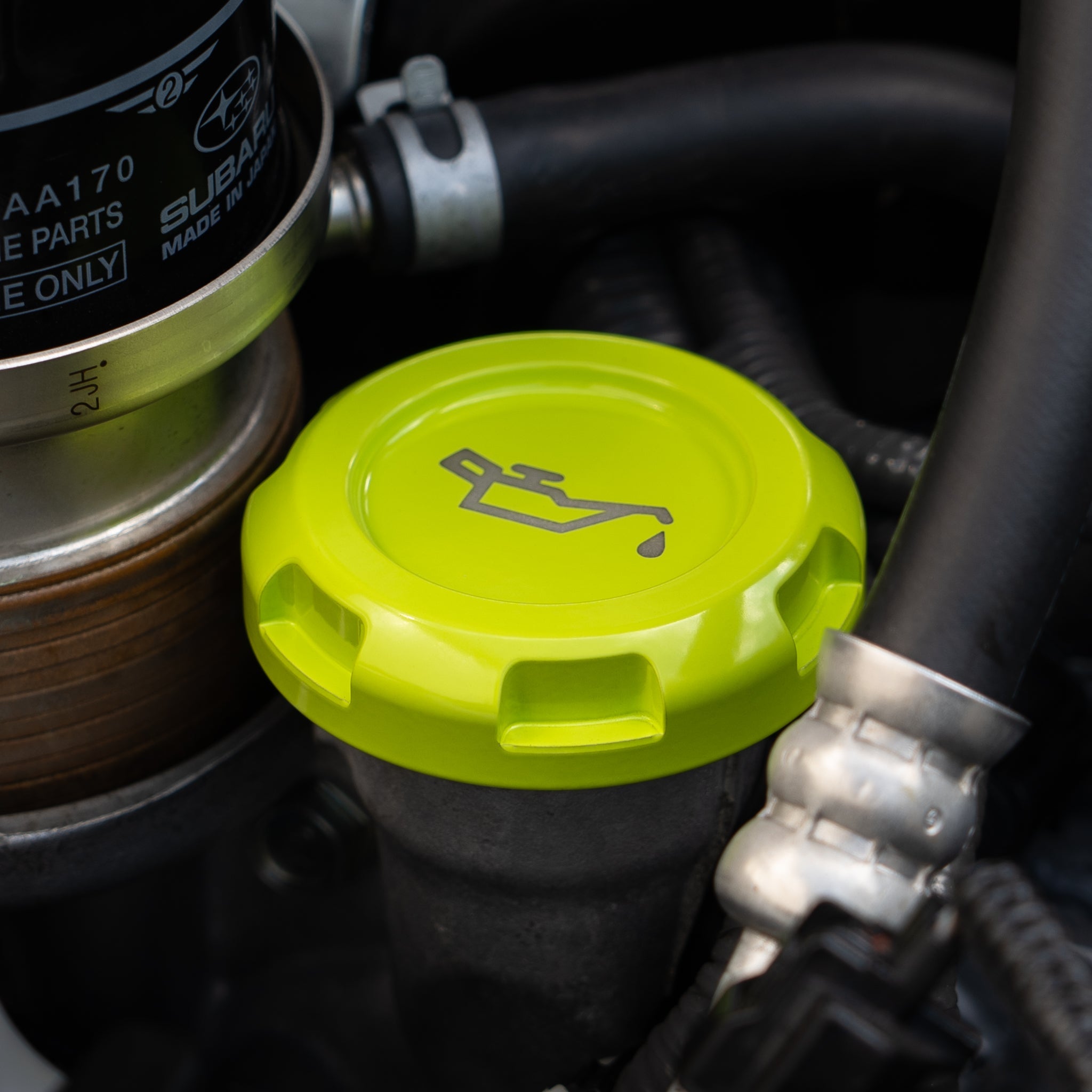 Tapas del compartimento del motor Billetworkz (Subaru Forester XT 2009-2013)