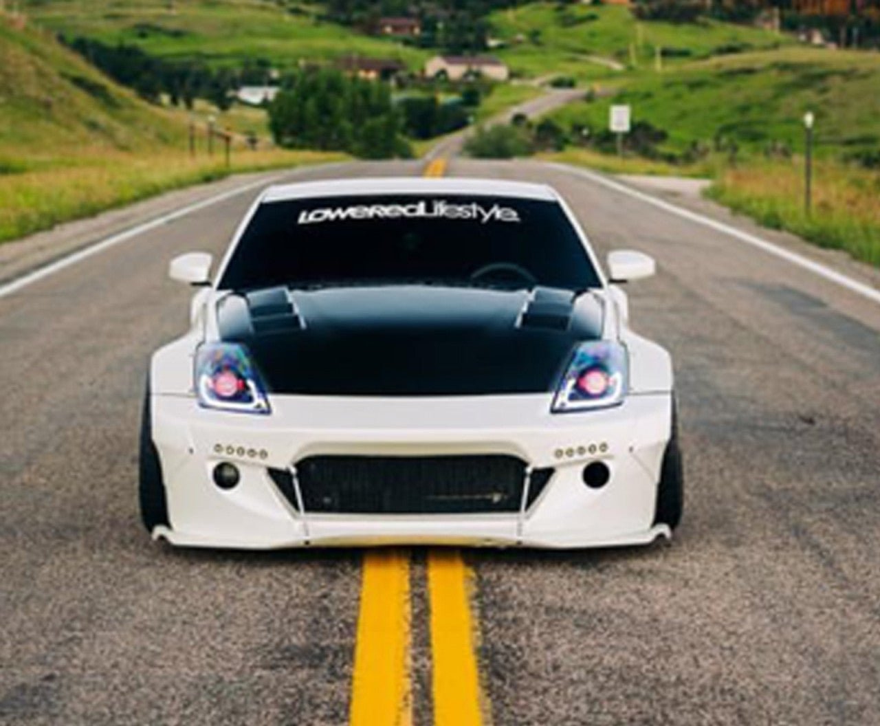 Seibon TS-style Carbon Fiber Hood (Nissan 350Z) (SEIHD0708NS350-TS)