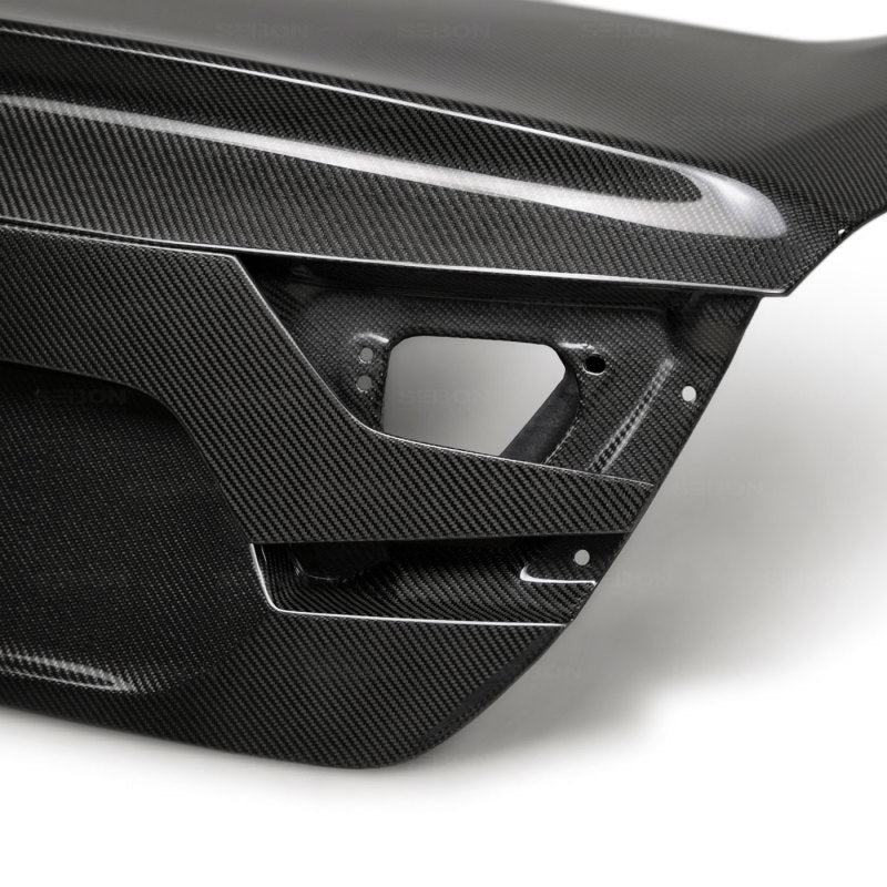 Tapa de maletero de fibra de carbono estilo equipo original Seibon para Honda Accord 18-20 (SEITL18HDACC)