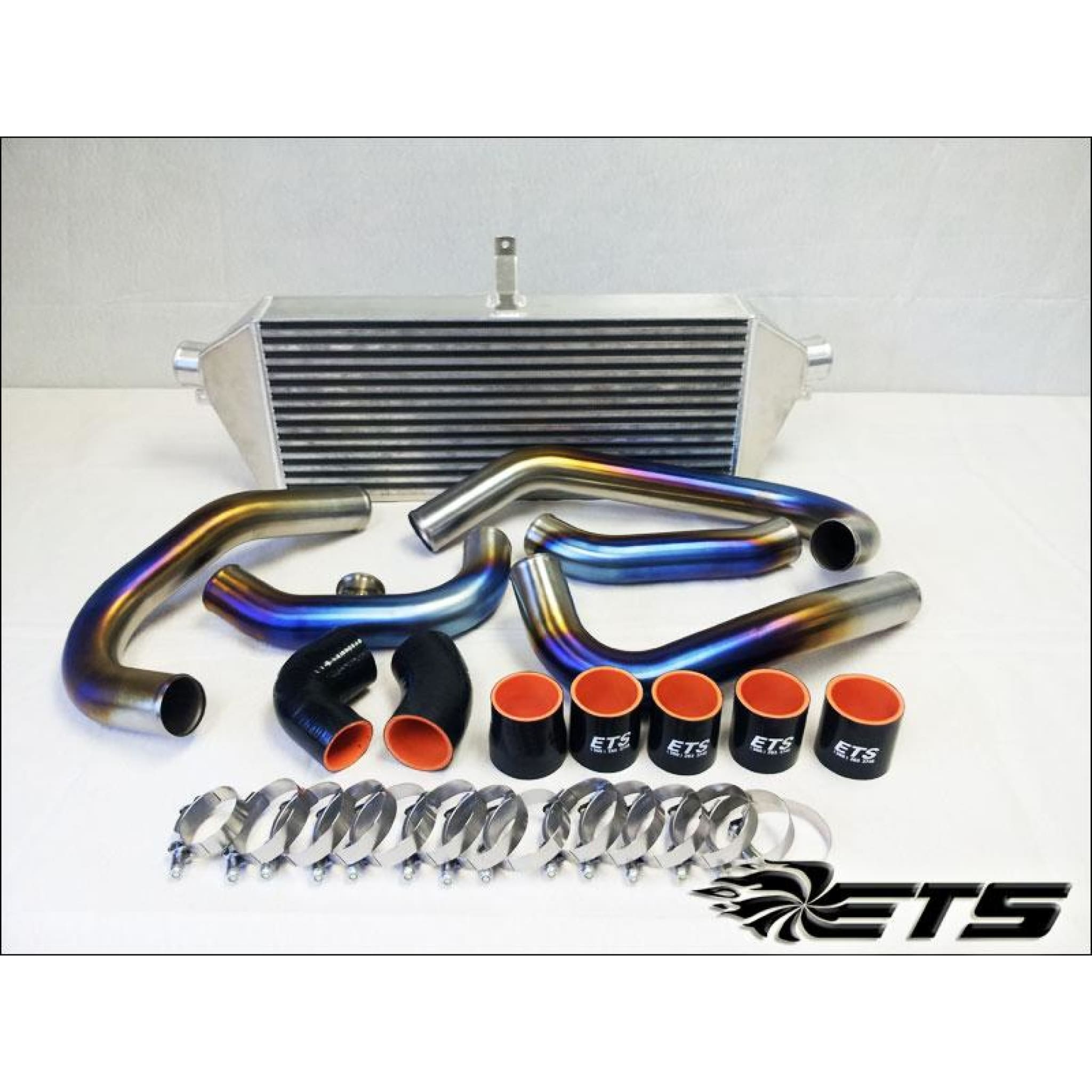 Kit de tuberías de intercooler de montaje frontal de titanio quemado ETS (Subaru STI 2004-2007)