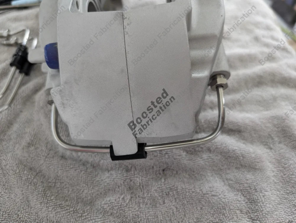 Boosted Fabrication Stainless Caliper Cross Over Brake Lines For Brembo Calipers (Evo 8/9)