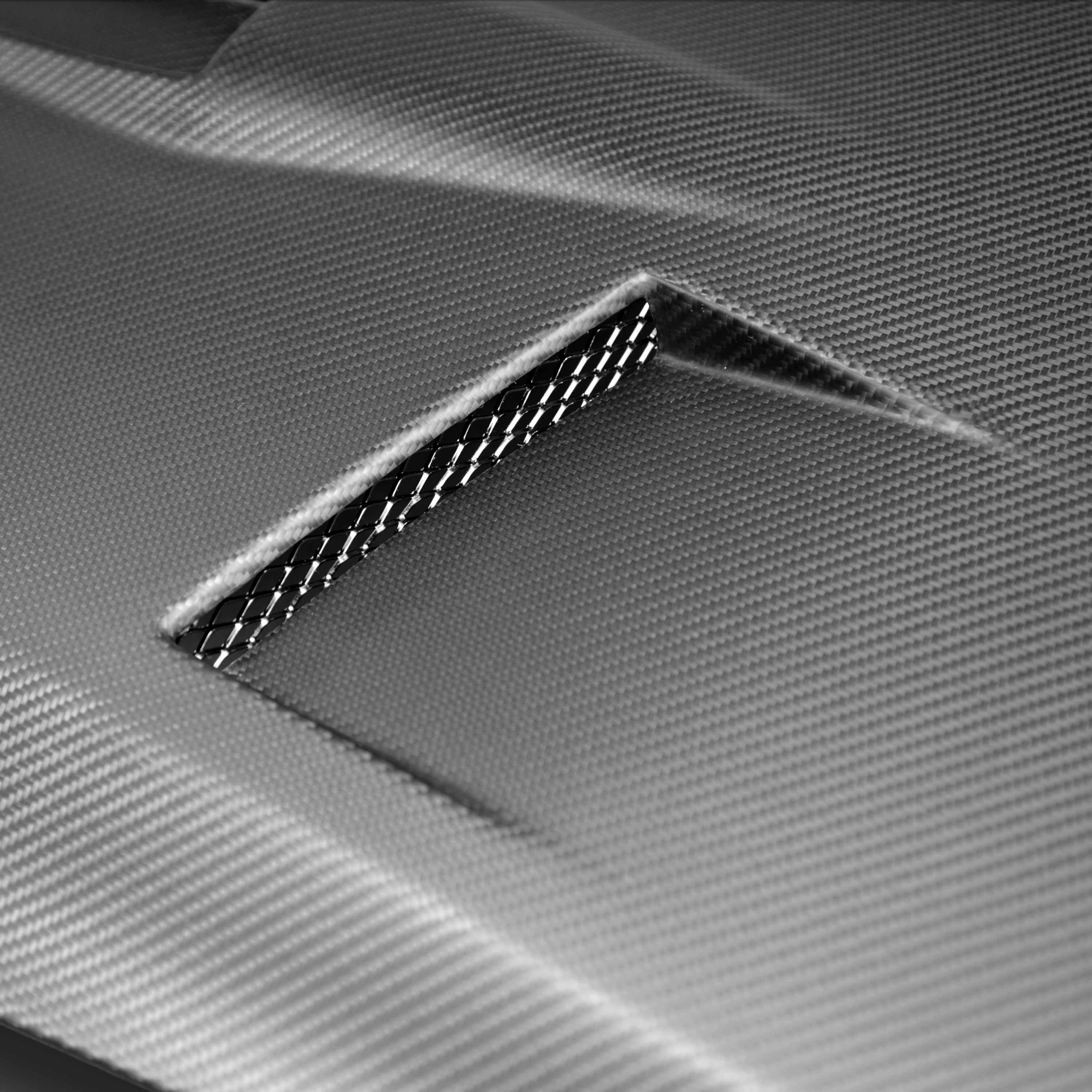 Seibon GTII-Style Dry Carbon Fiber Hood (09-16 GT-R) (seiHD0910NSGTR-GTII-DRY)