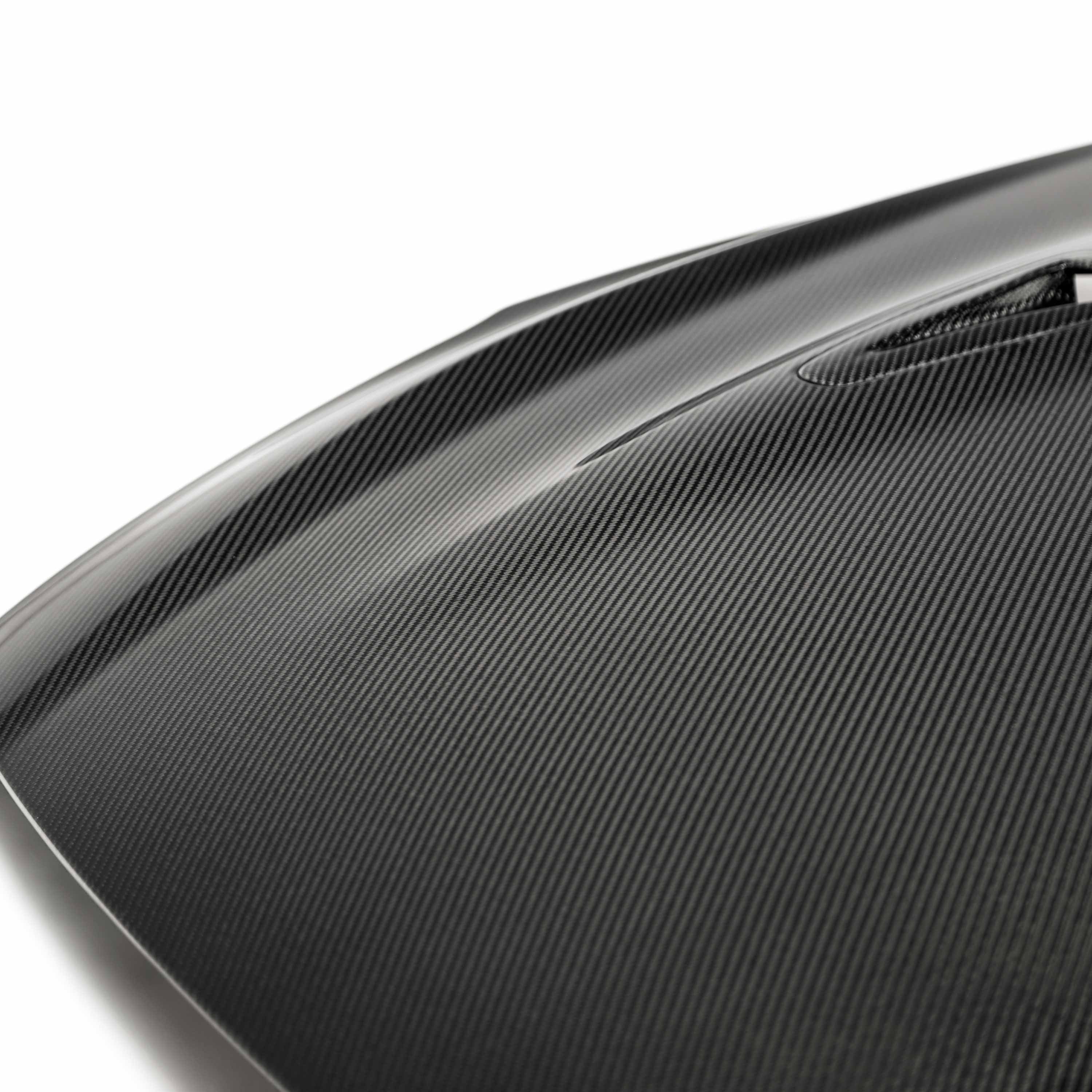 Seibon OEM-Style Carbon Fiber Hood (17+ GT-R) (seiHD17NSGTR-OE)