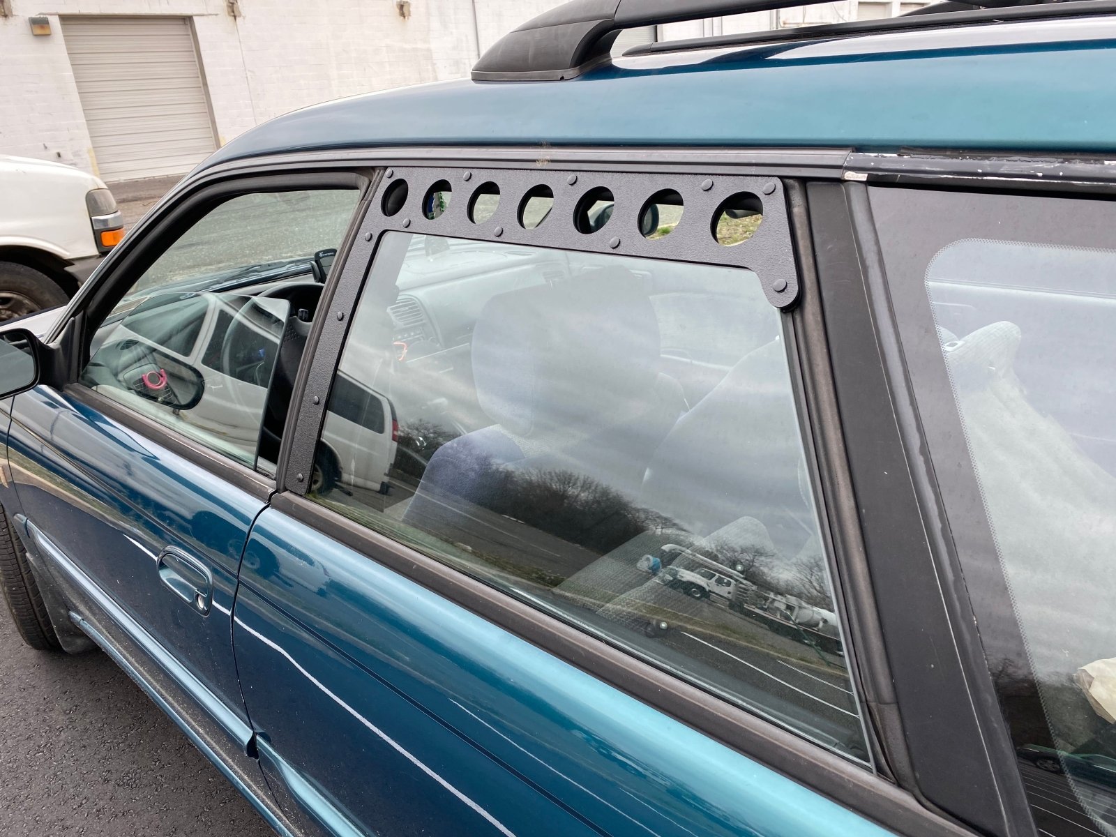 Visual Autowerks 95 - 99 Legacy Wagon Window Vents - 2
