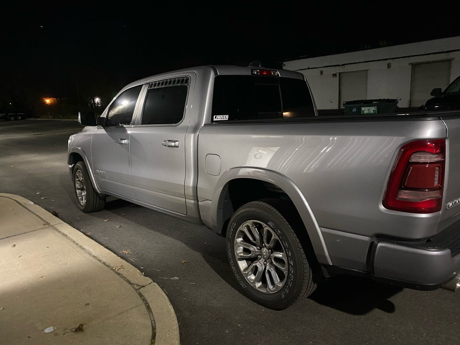 Visual Autowerks 5th Gen Ram 1500 Rear Window Vents (Crew Cab) - 3
