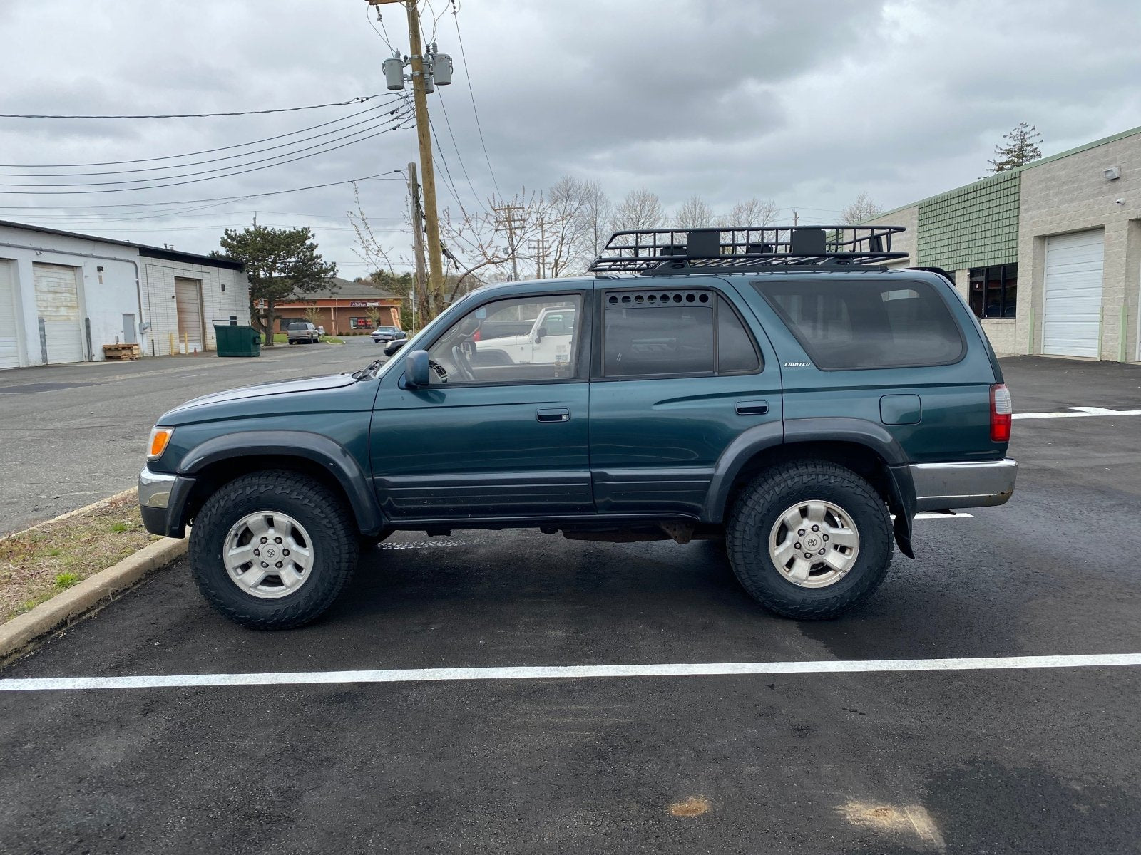 Visual Autowerks 4Runner 3rd Gen Side Window Vents - 4