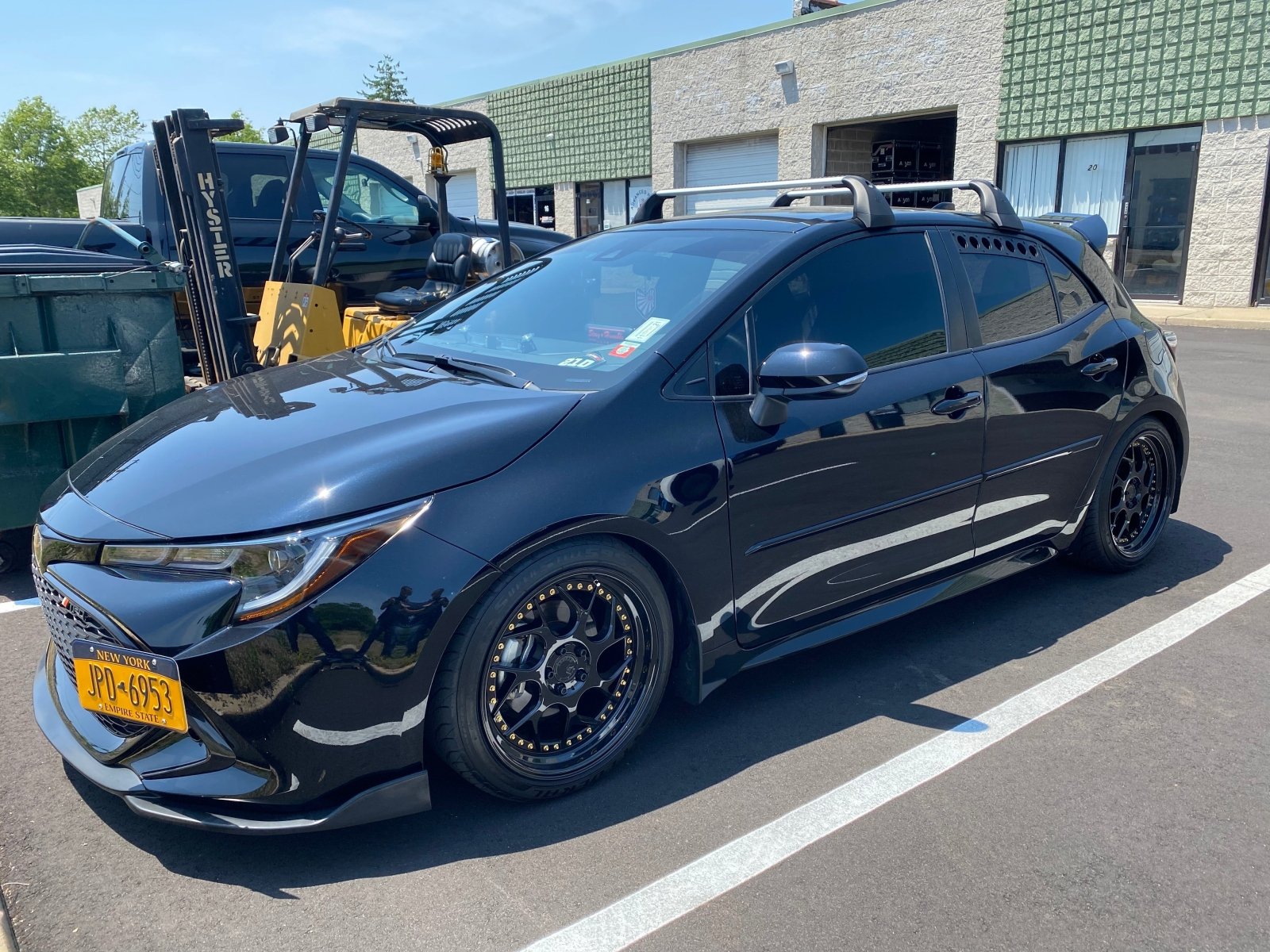 Visual Autowerks Corolla Hatch Rear Window Vents - 3