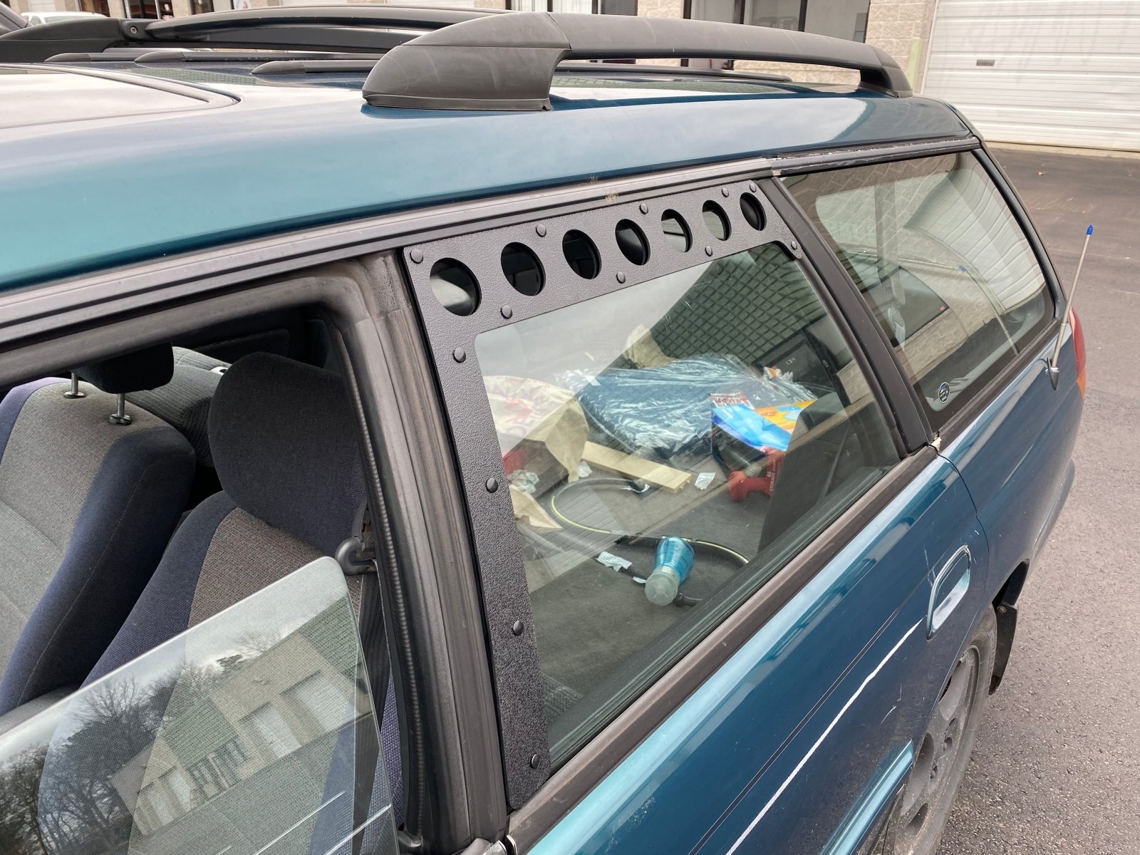 Visual Autowerks 95 - 99 Legacy Wagon Window Vents - 1
