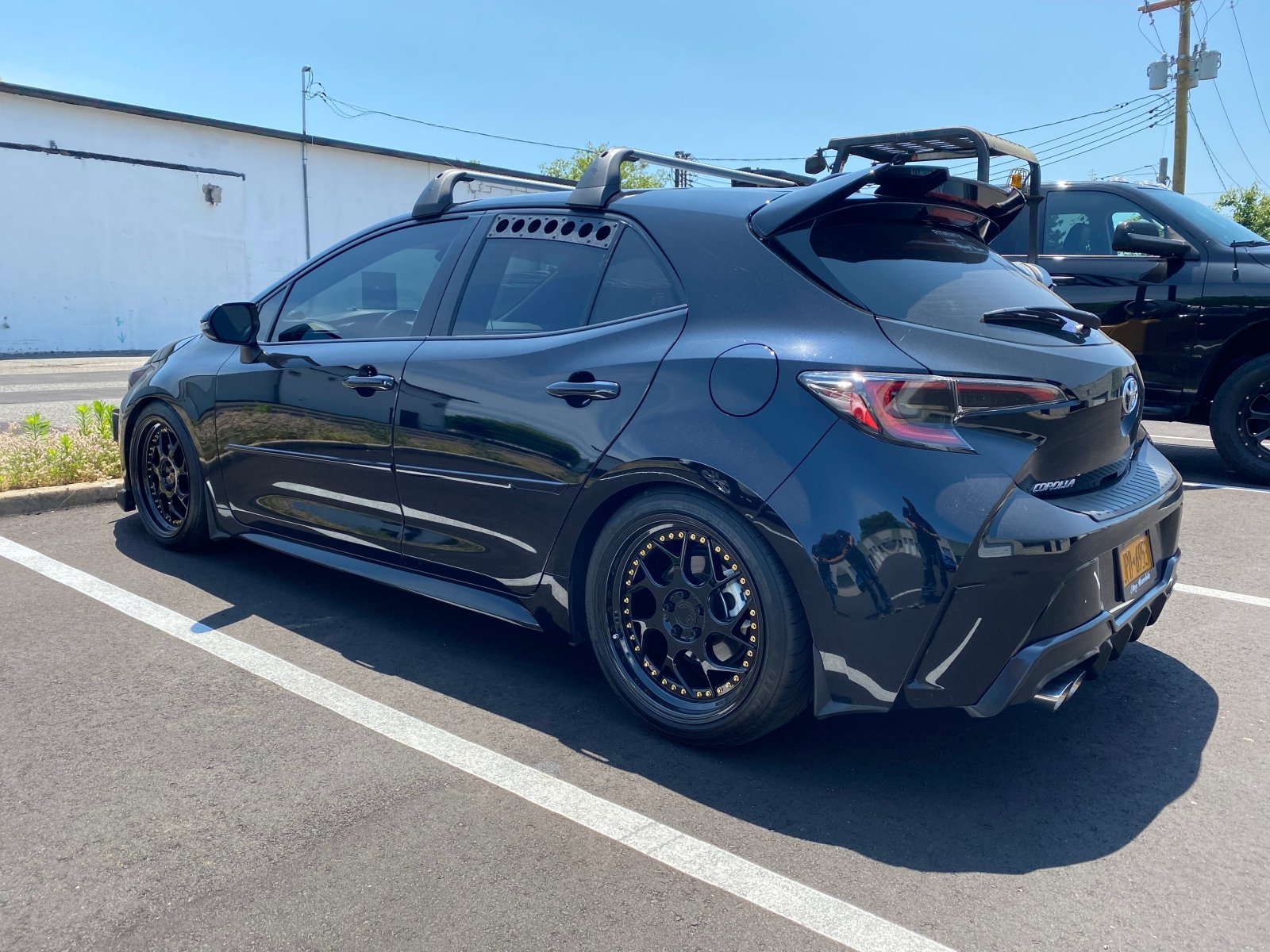 Visual Autowerks Corolla Hatch Rear Window Vents - 4