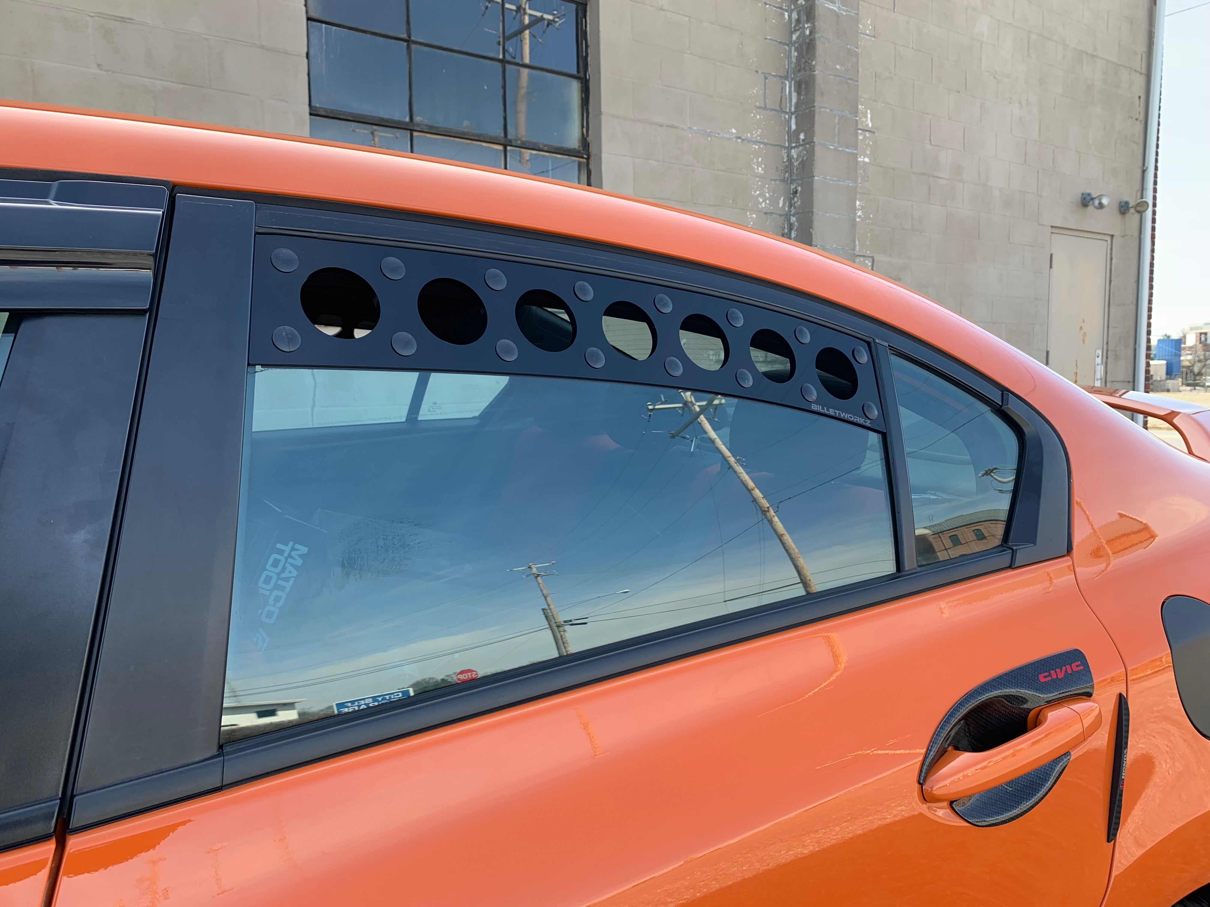 Ventilaciones de ventana Billetworkz (Honda Civic Sedán 2012-2015)