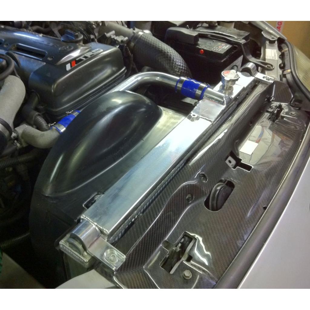 Placa de refrigeración de fibra de carbono APR para radiador (Toyota Supra 1993-2002)