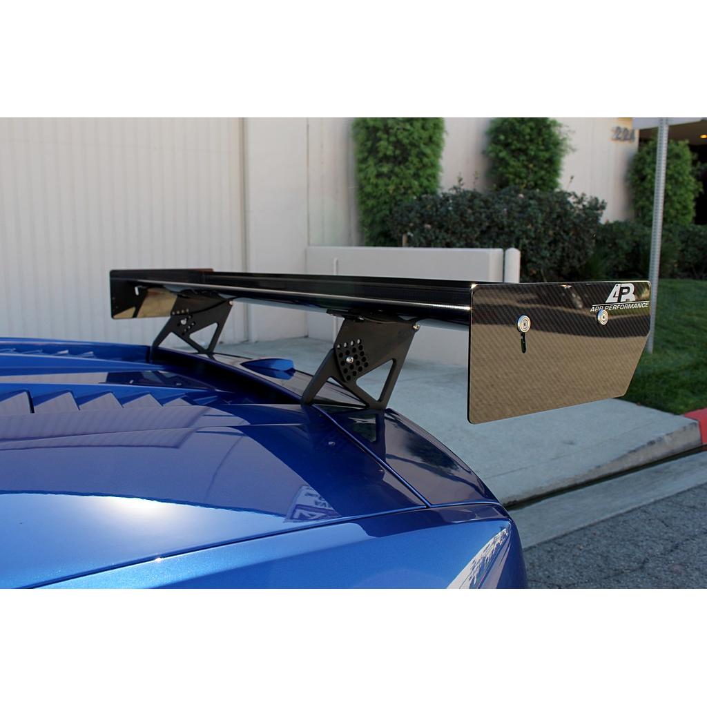 Alerón ajustable de fibra de carbono APR GT-250 de 66" (Lamborghini Gallardo LP 2013)