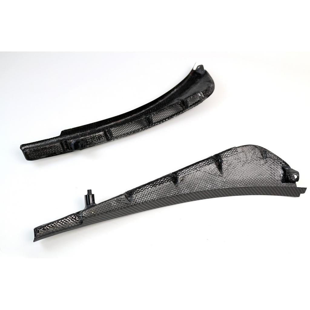 Ventilaciones de guardabarros de fibra de carbono APR (Honda FK8 Civic Type R 2017-2021)