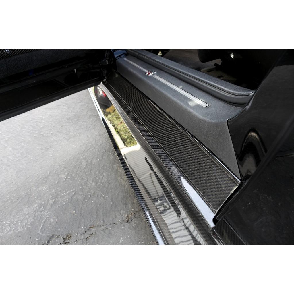 APR Carbon Fiber Side Rocker Extensions/ Side Skirt (2017-2022 Nissan GTR R35)