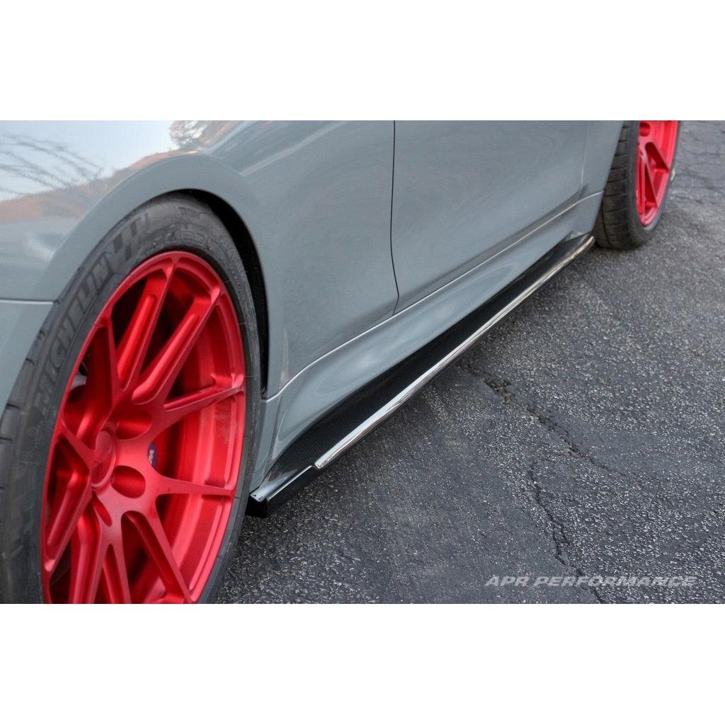 APR Carbon Fiber Side Rocker Extension/ Side Skirt (BMW F82 M4)
